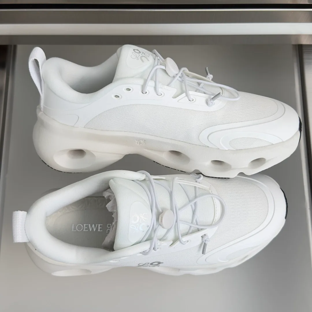 Women's Sneakers LOEWE 18339160