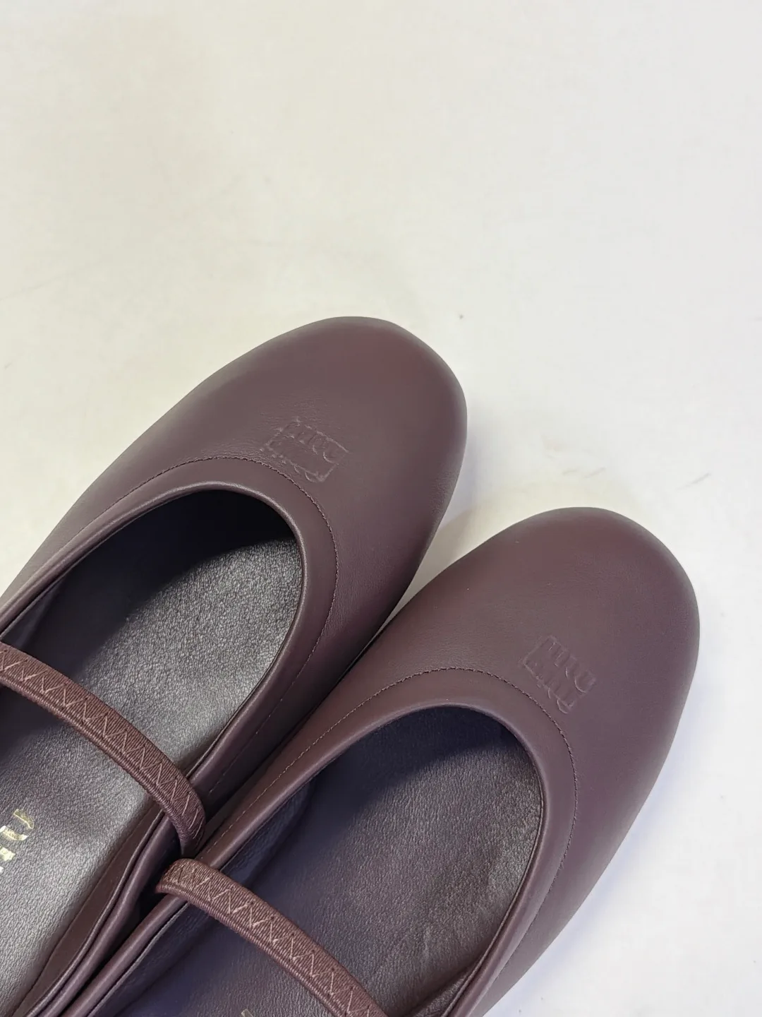 Women's Ballet Flats MIU MIU 17758260