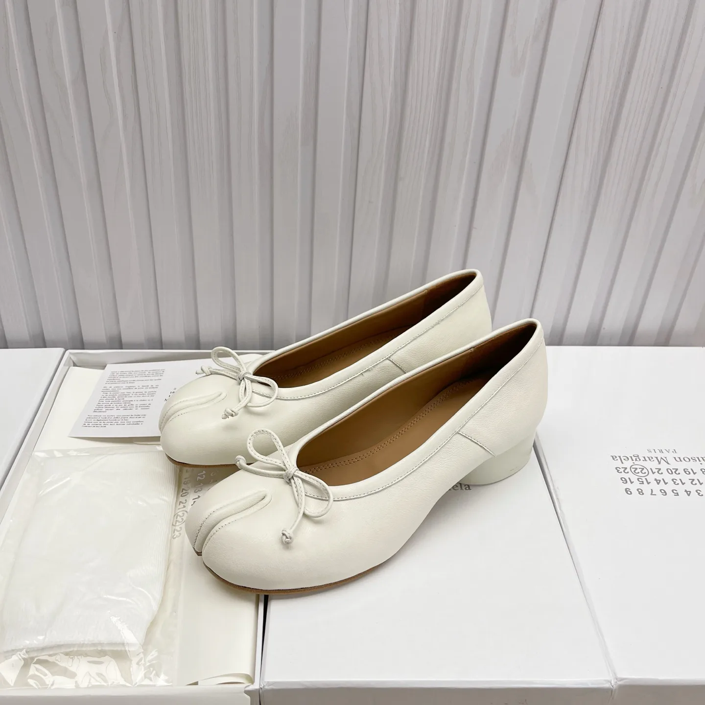 Women's Ballet Flats MAISON MARGIELA 18104497