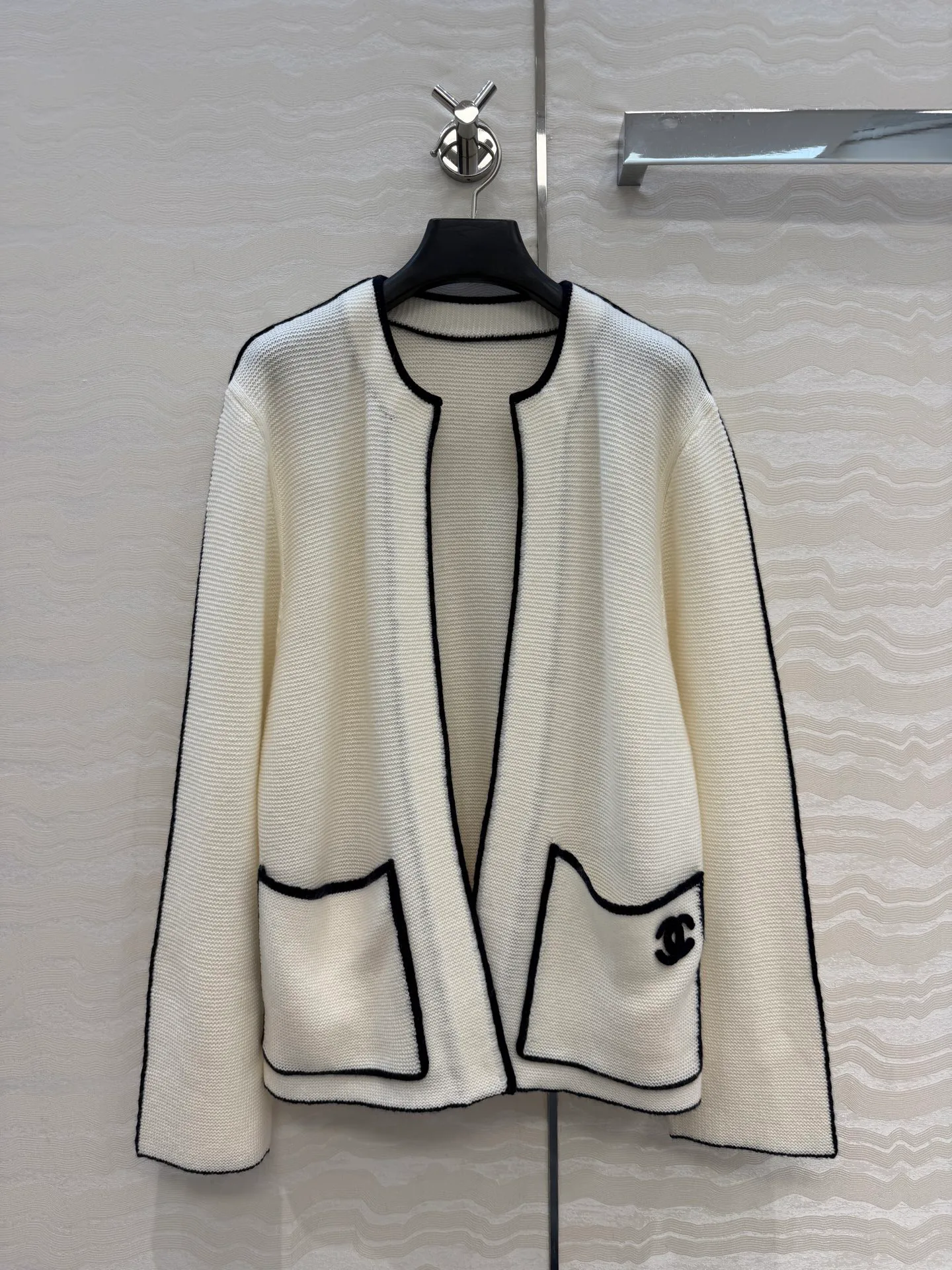 Women's Jumpers And Sweaters CHANEL 16918954