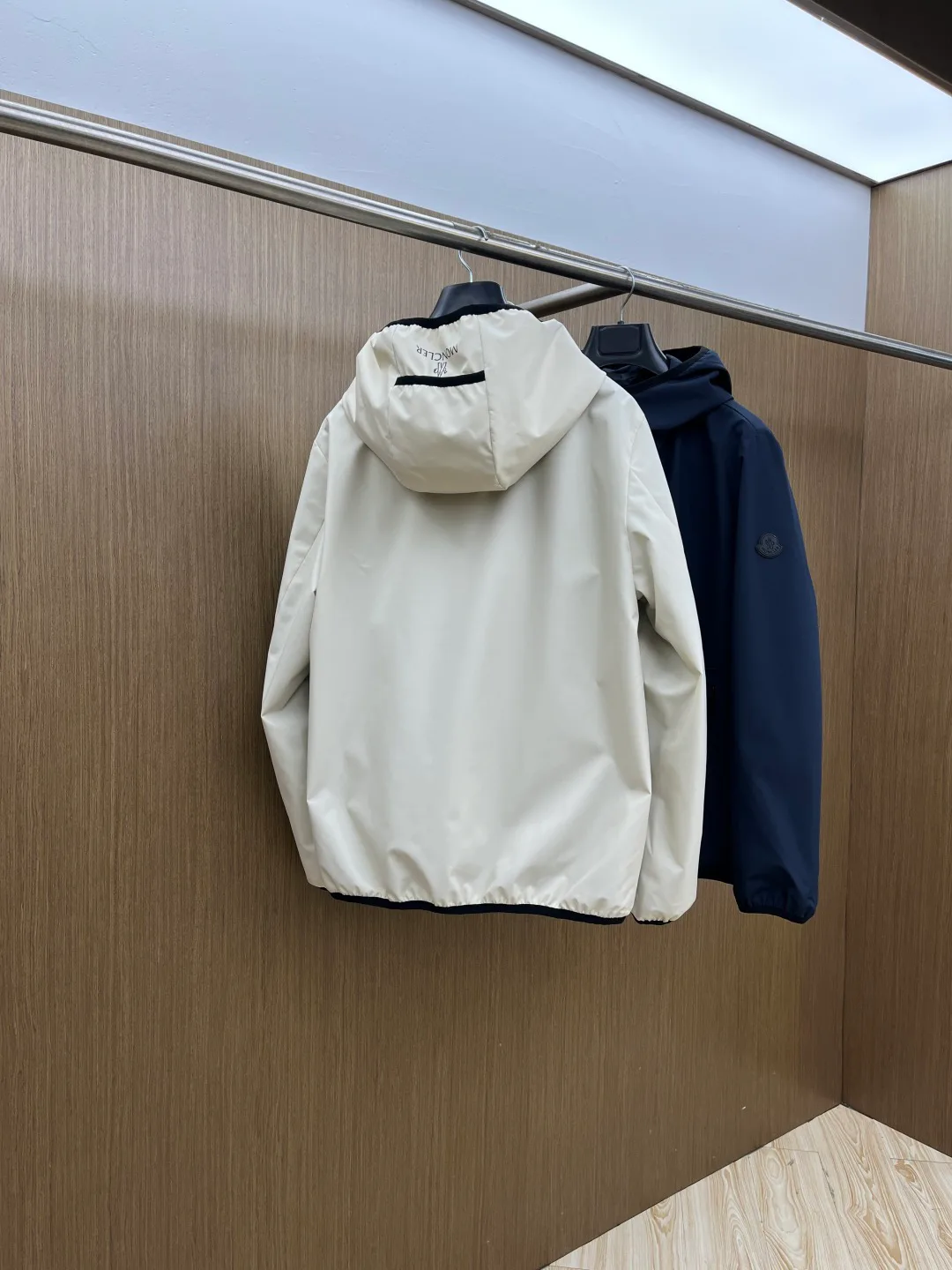 Men's Jackets And Down Jackets MONCLER 17410561