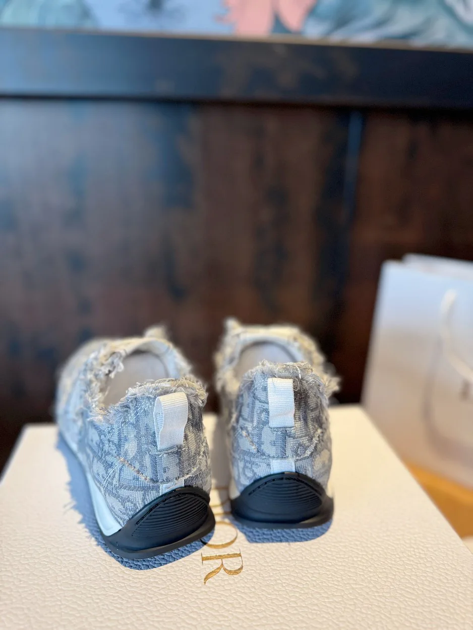 Women's Sneakers CHRISTIAN DIOR 18419408