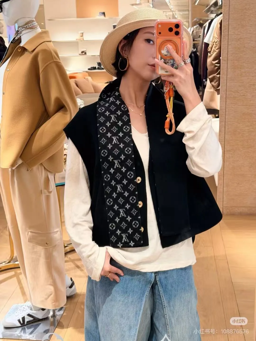 Women's Vests LOUIS VUITTON 18113317