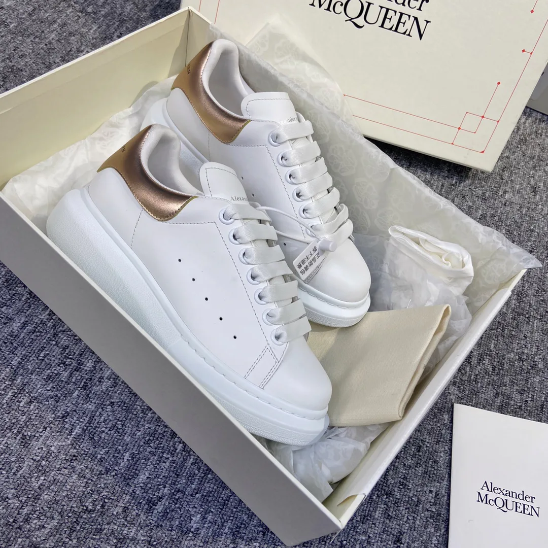 Women's Sneakers ALEXANDER MCQUEEN 17963416