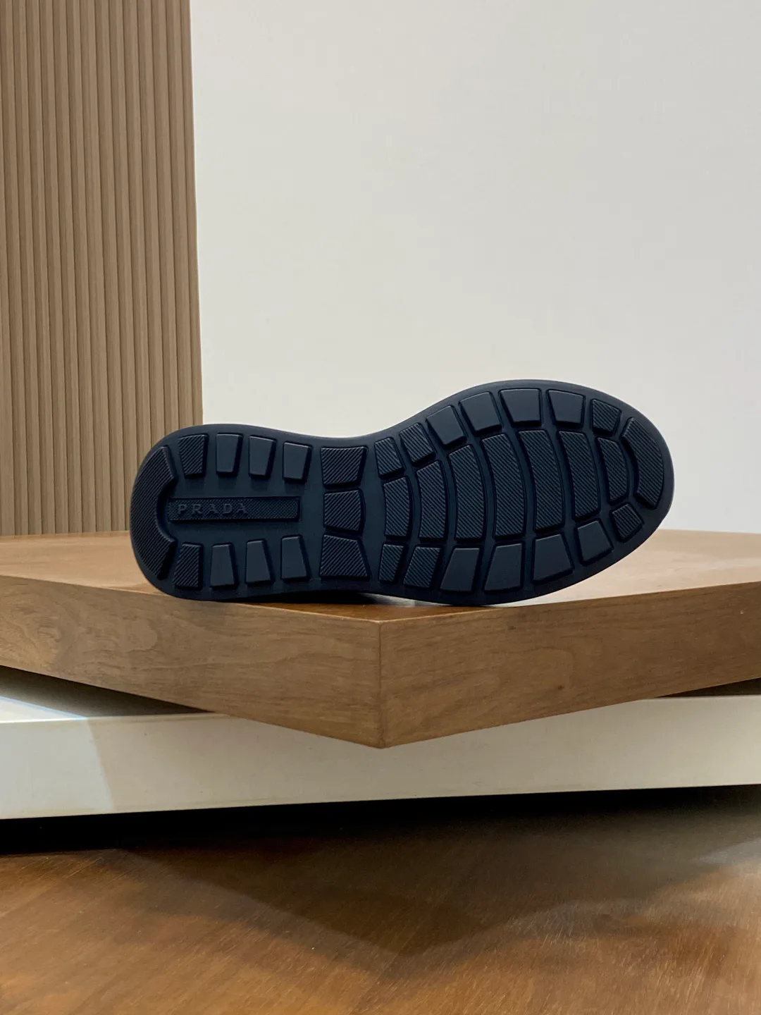 Men's Sneakers PRADA 17809333