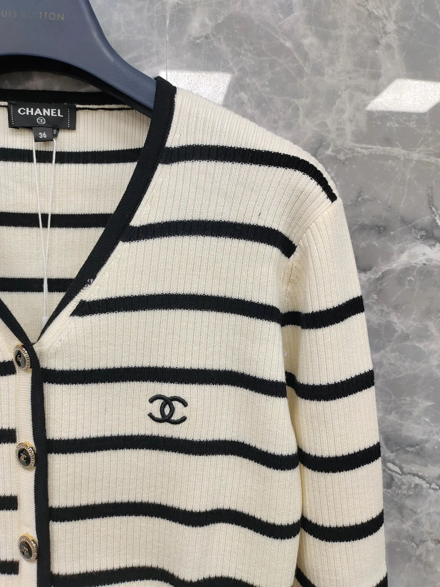 Women's Jumpers And Sweaters CHANEL 18337844