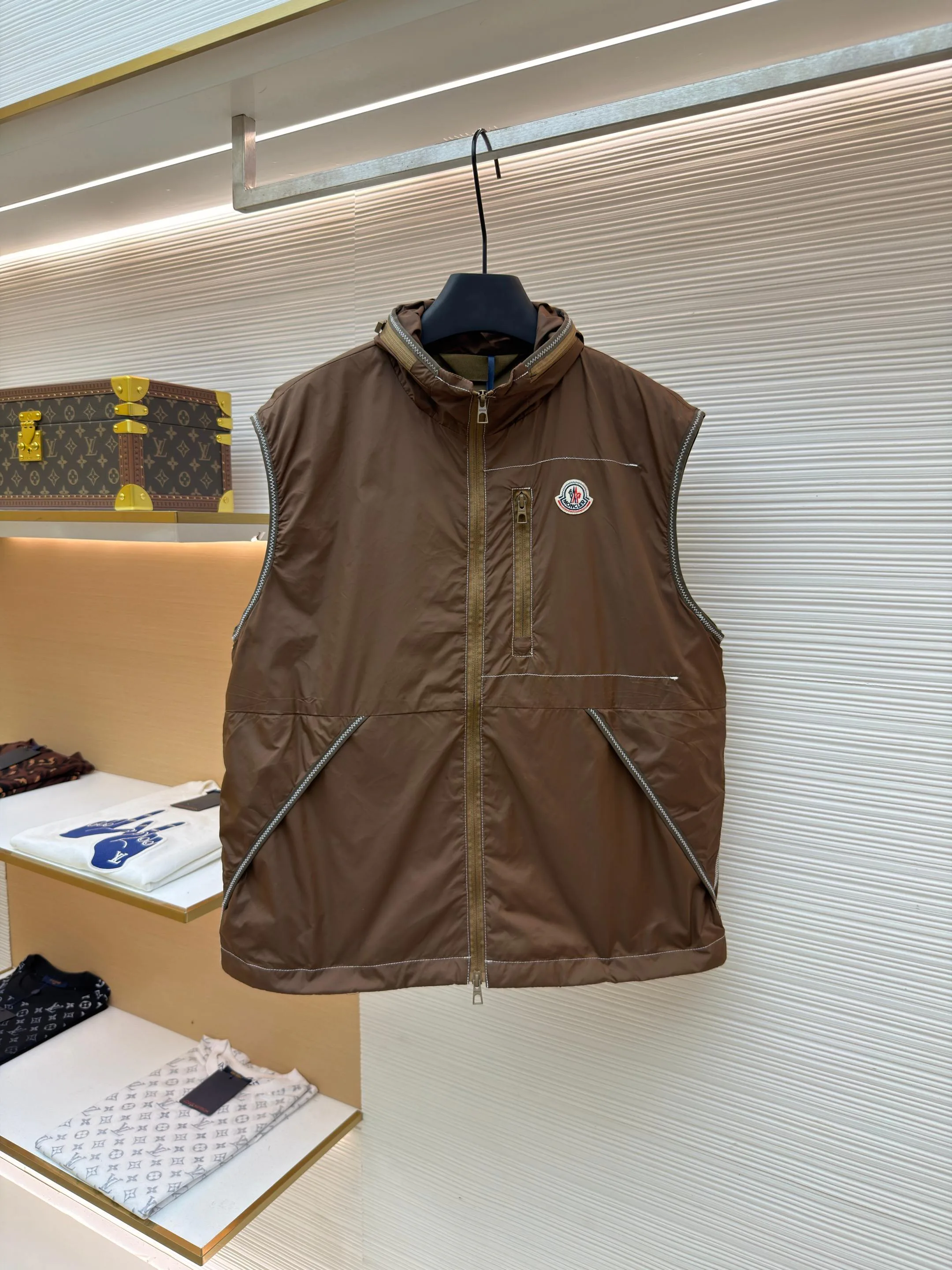 Men's Vests MONCLER 18513802