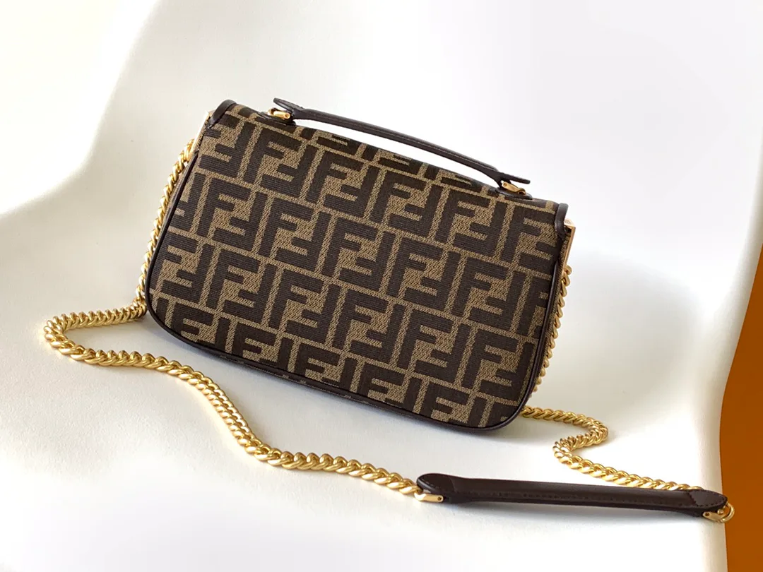 Women's Classic Handbags FENDI 17880623