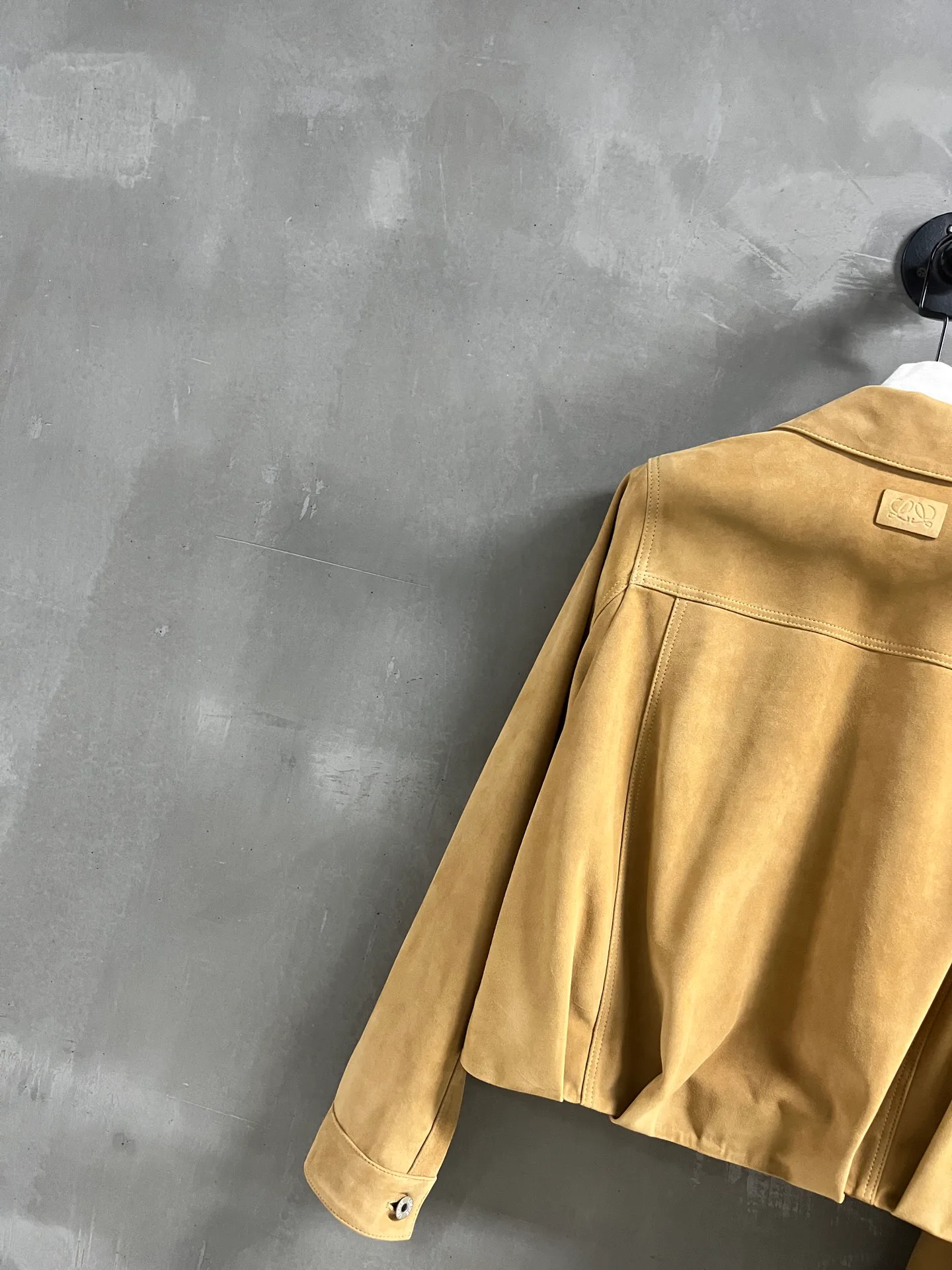 Women's Leather Jackets And Sheepskin Coats LOEWE 18172898