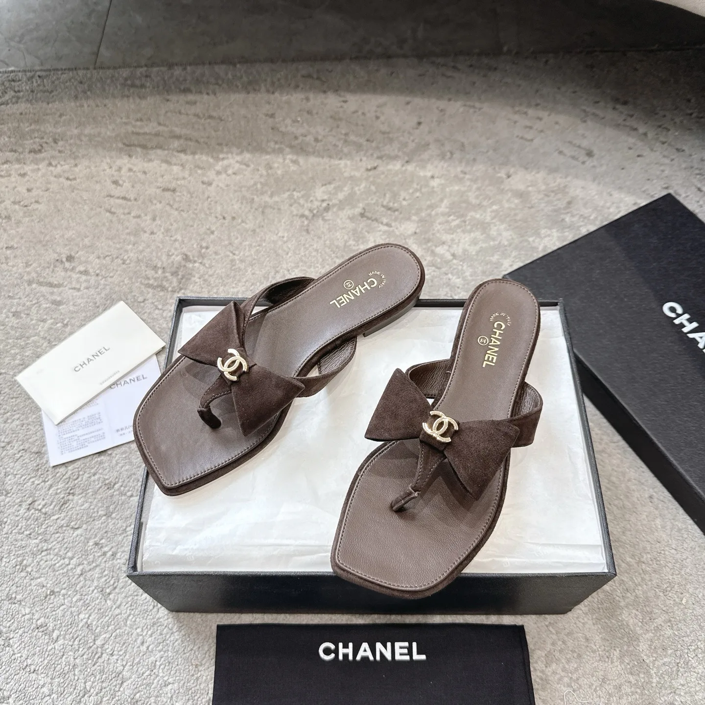 Women's Flip-Flops CHANEL 17572299