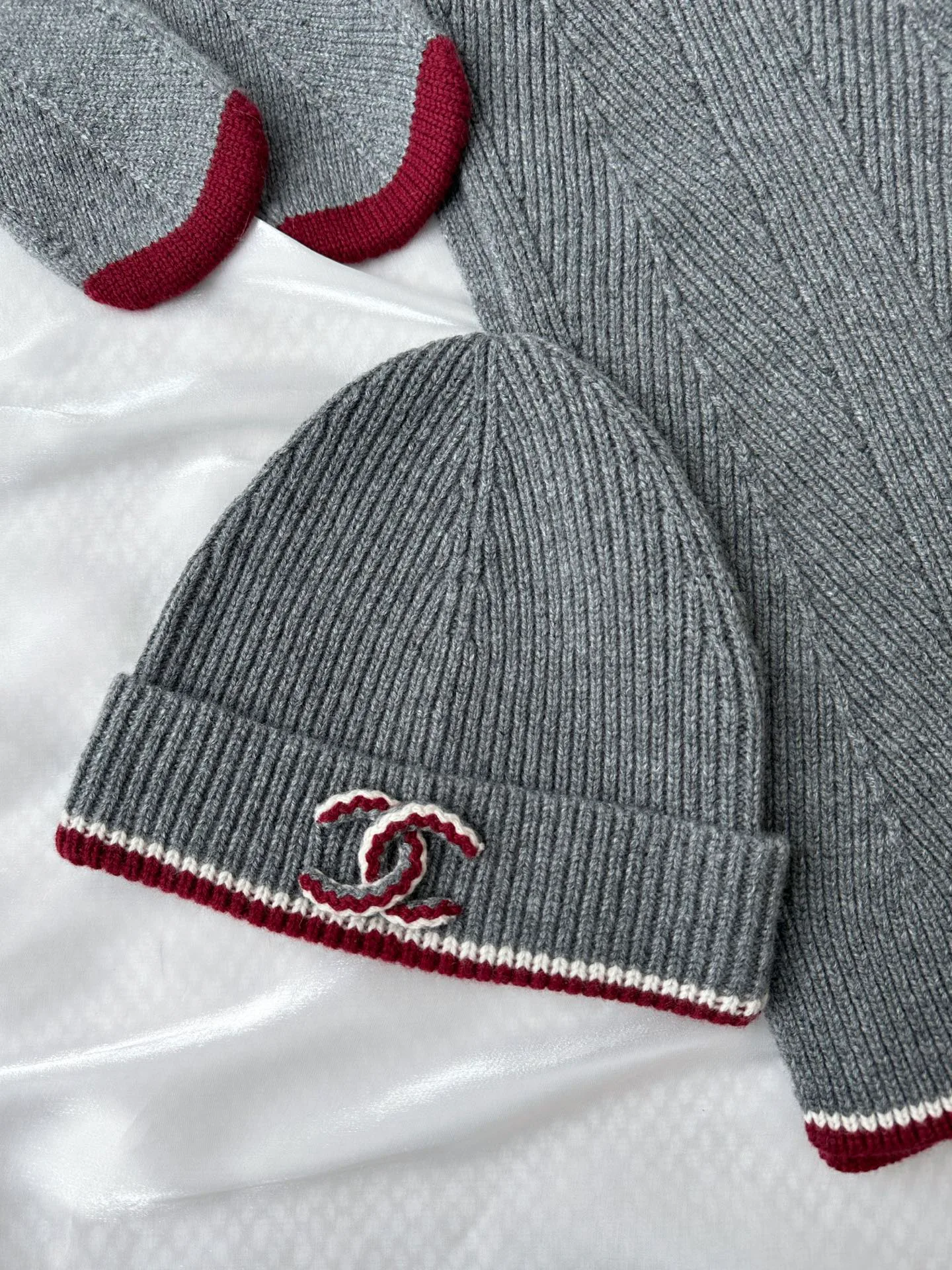 Hats CHANEL 18329422