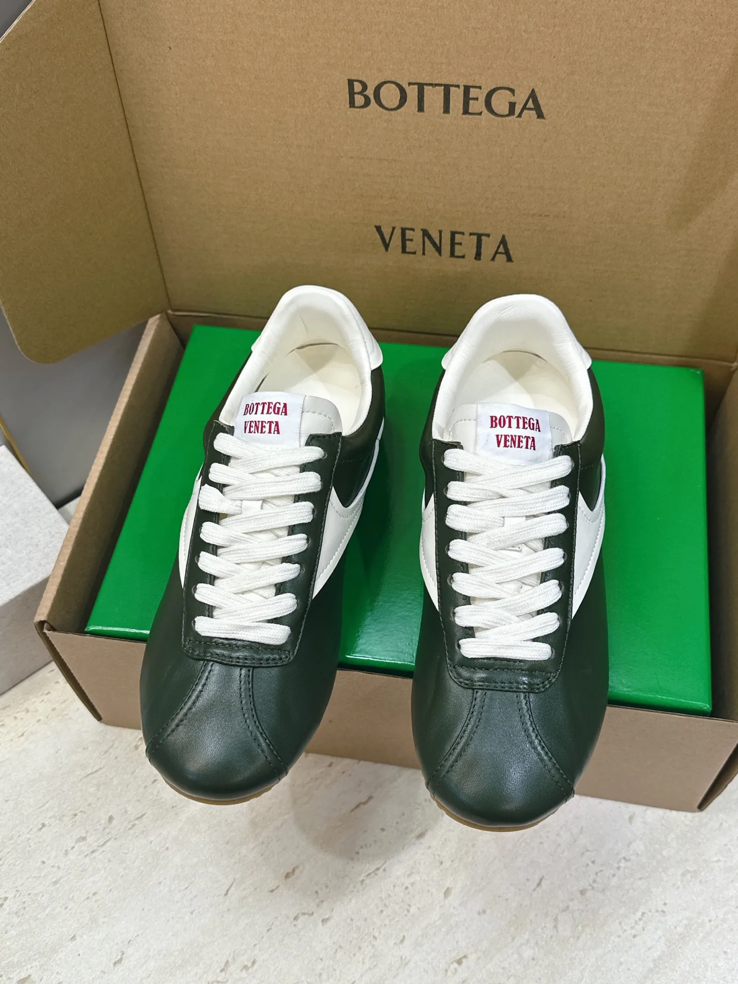 Women's Sneakers BOTTEGA VENETA 17861782