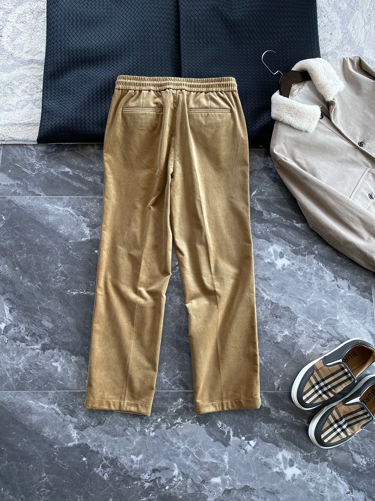 Men's Trousers BRUNELLO CUCINELLI 18161866