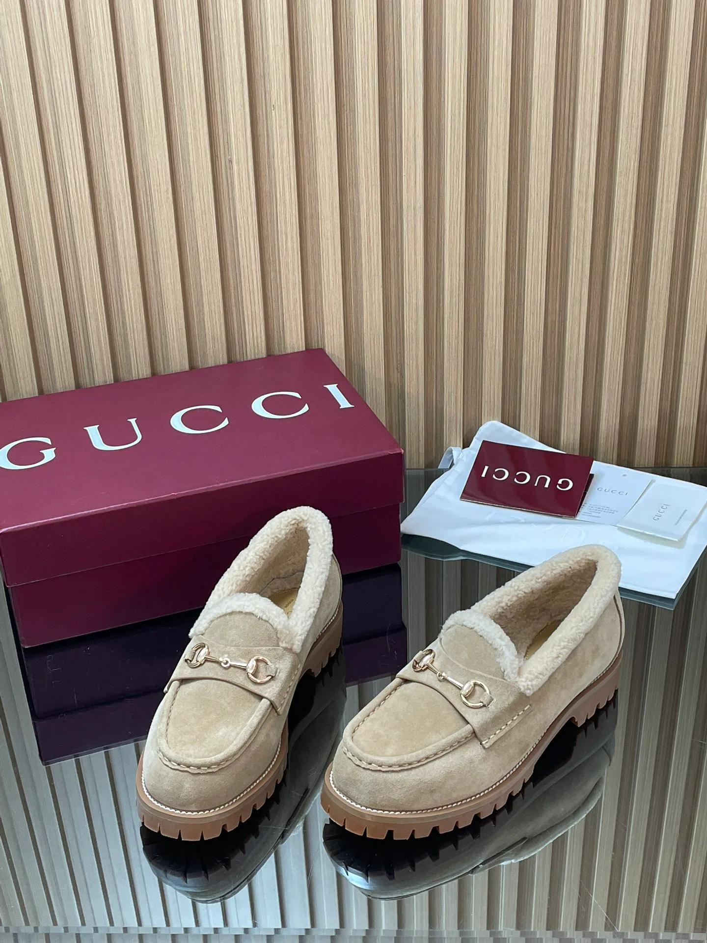 Women's Loafers And Moccasins GUCCI 18187054