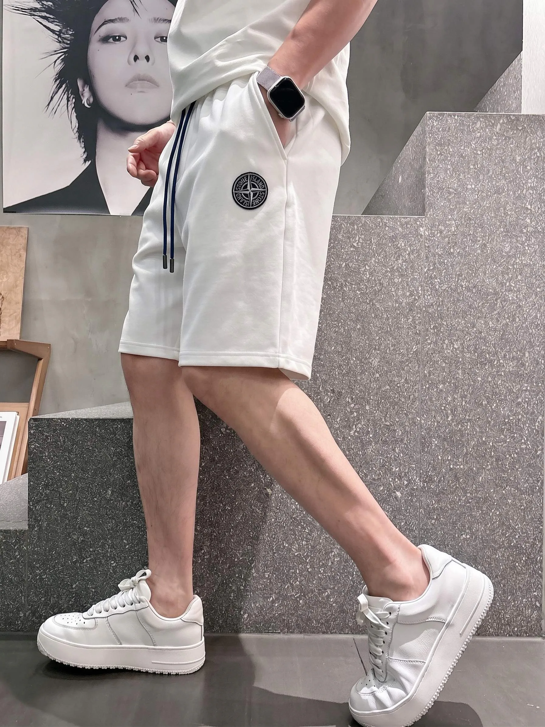 Men's Shorts STONE ISLAND 18246595