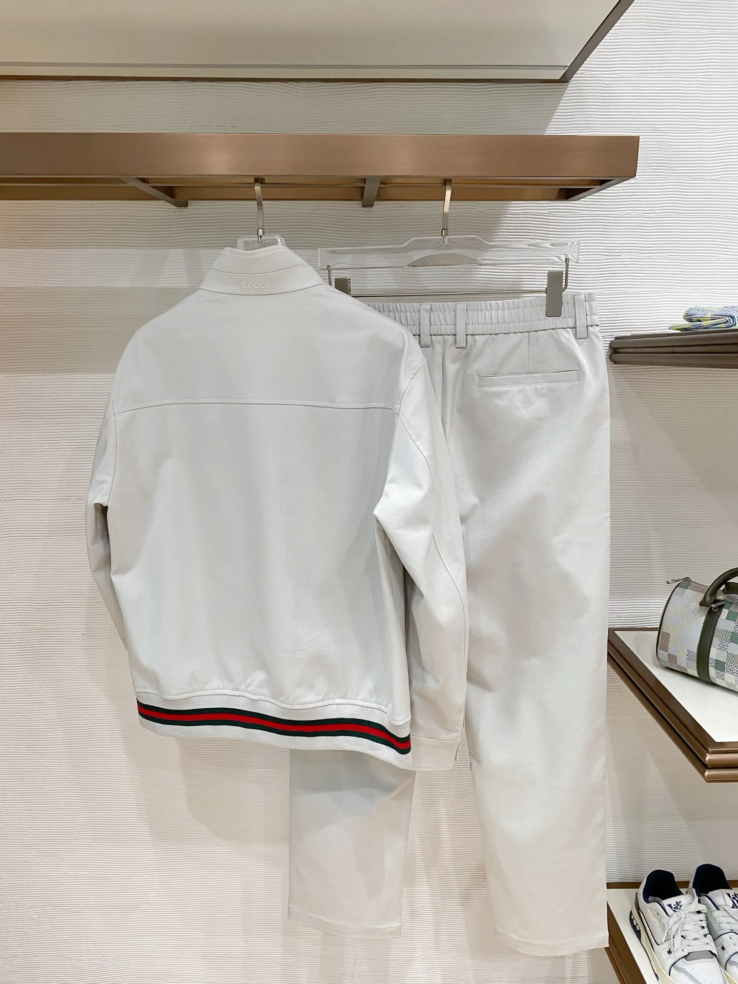 Men's Jackets And Down Jackets GUCCI 17993379
