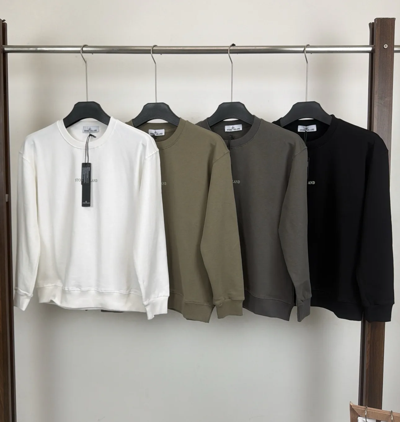 Men's Sweatshirts And Hoodies STONE ISLAND 18002065