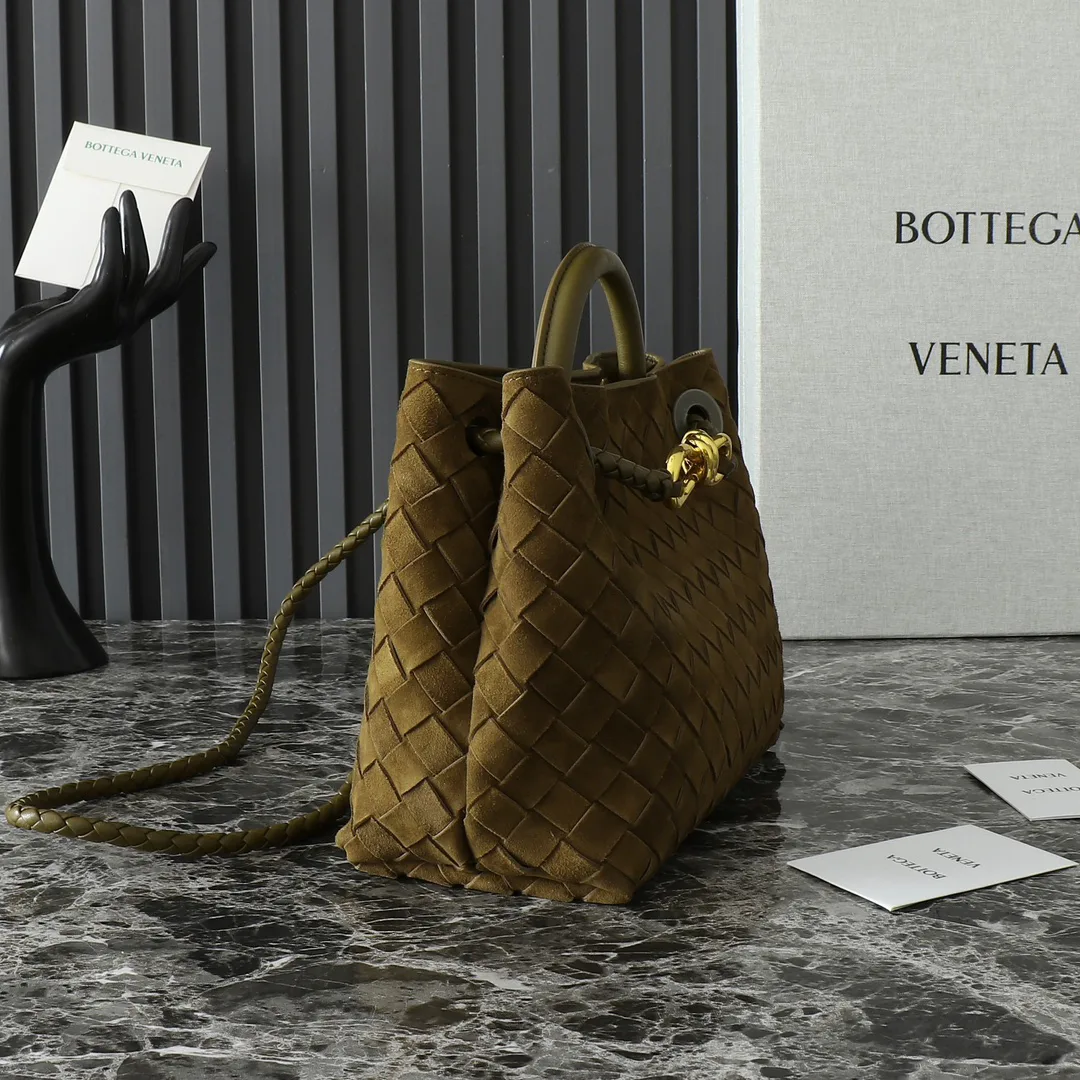 Women's Classic Handbags BOTTEGA VENETA 16879769