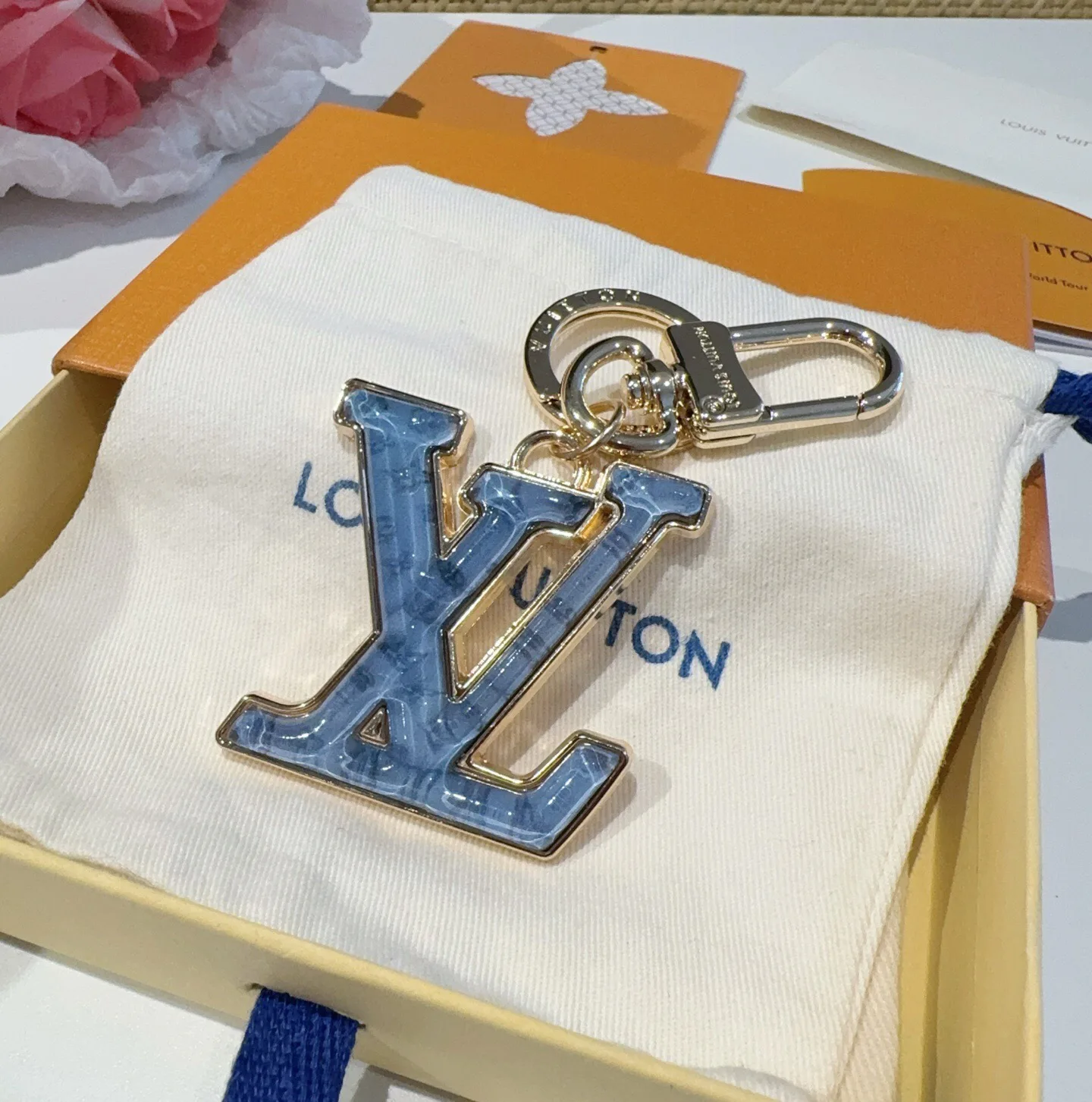 Key Cases LOUIS VUITTON 18013299