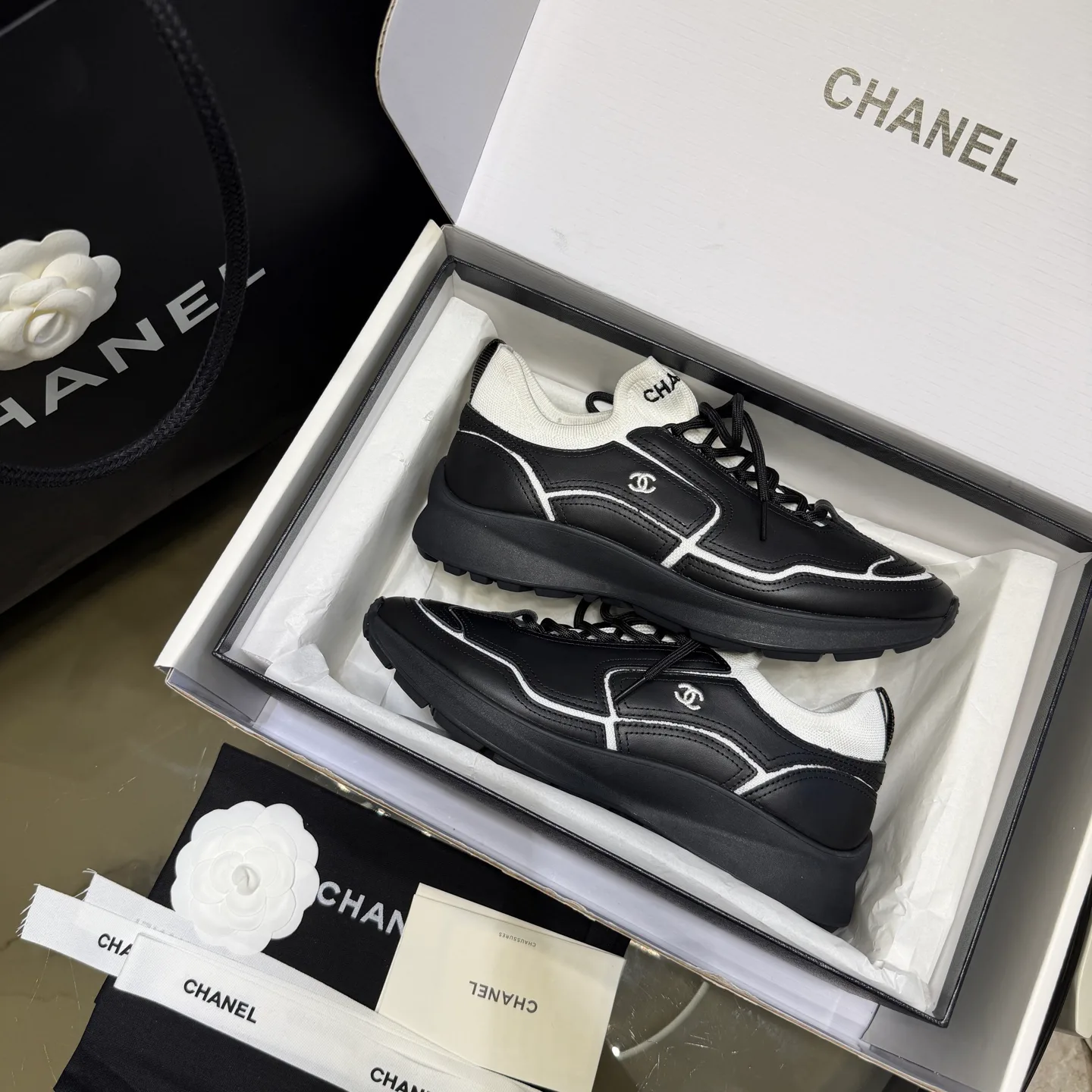 Women's Sneakers CHANEL 17877251
