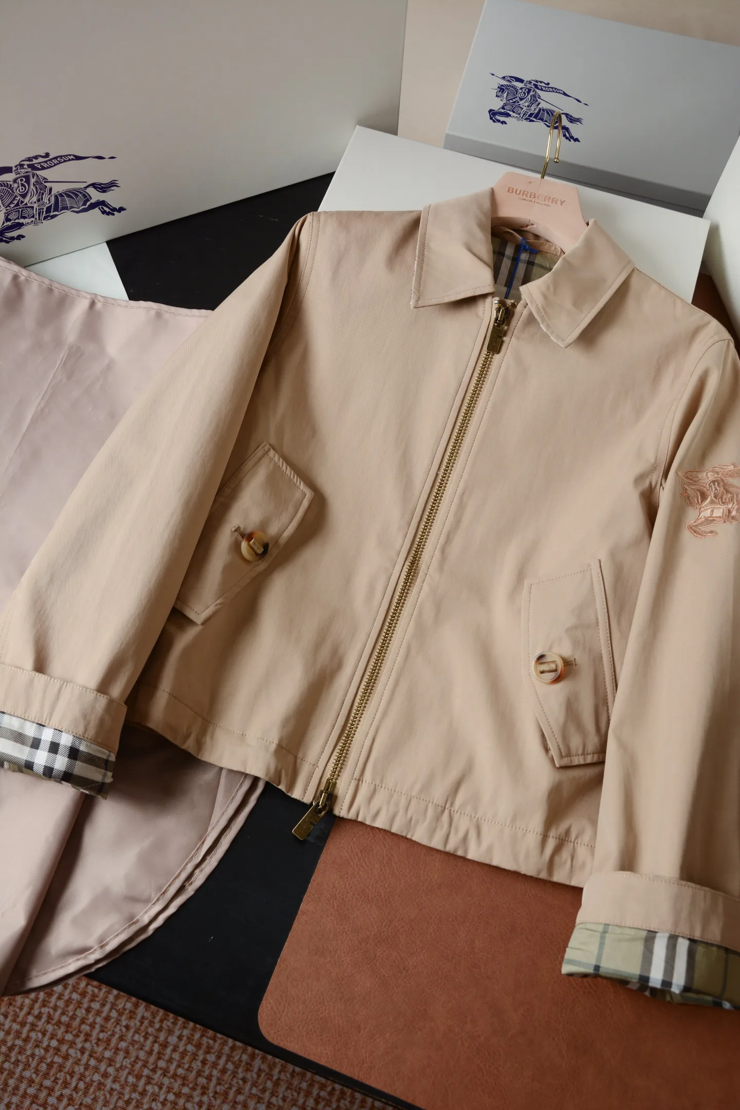 Men's Jackets And Down Jackets BURBERRY 18086923