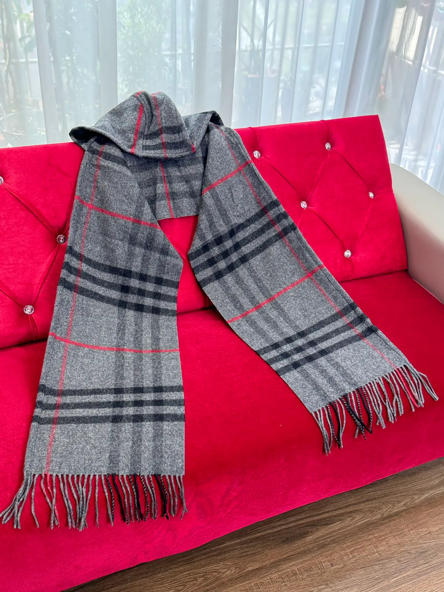 Scarves BURBERRY 18287602
