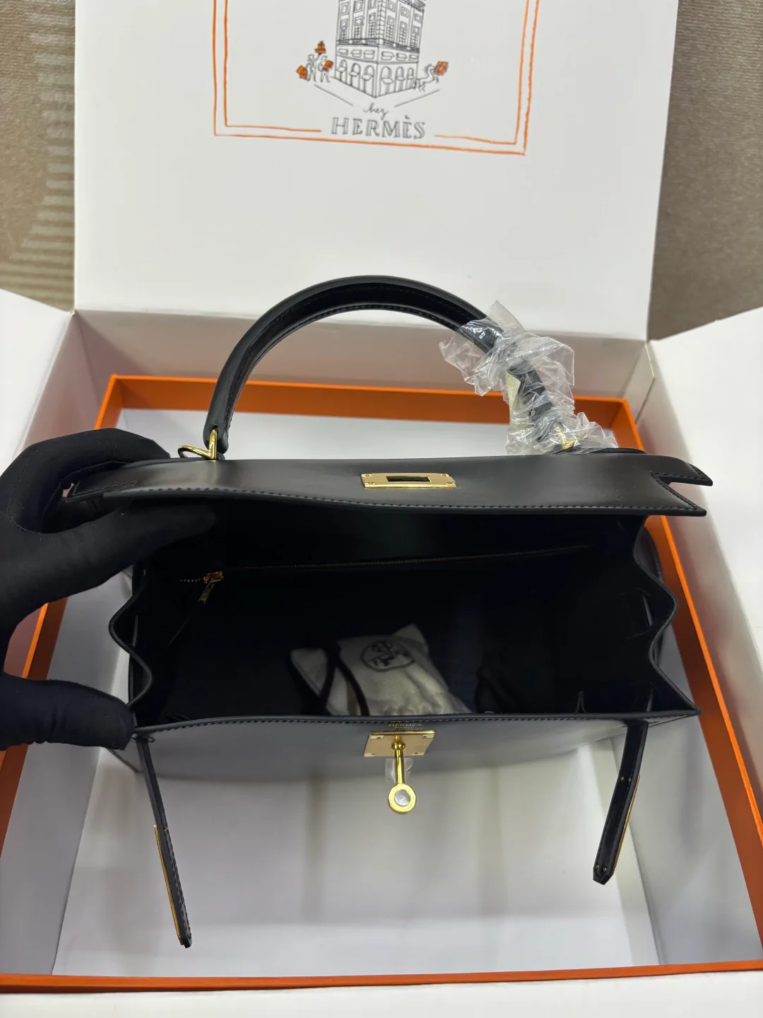 Women's Classic Handbags HERMES 18203114