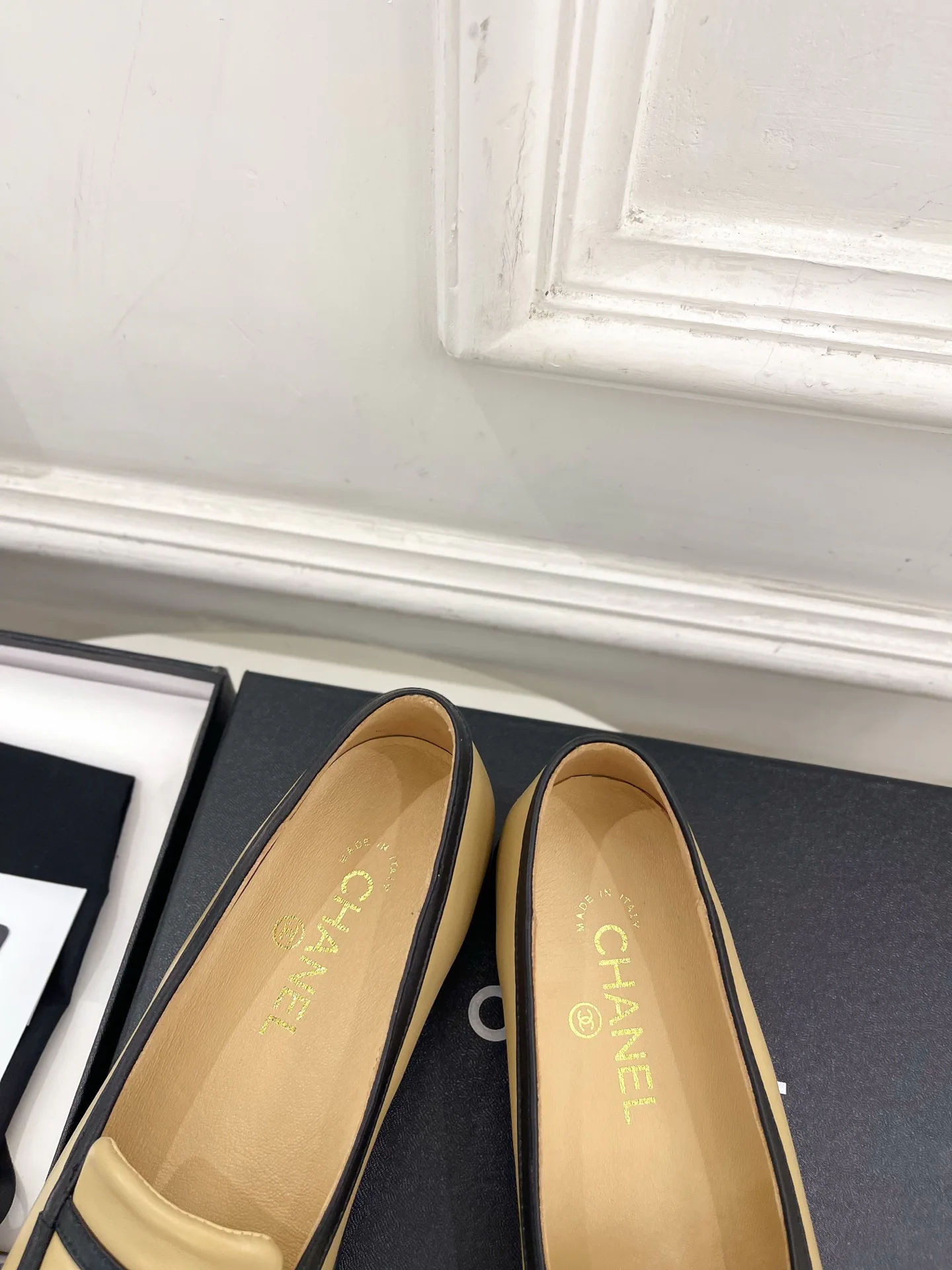 Women's Loafers And Moccasins CHANEL 18034984