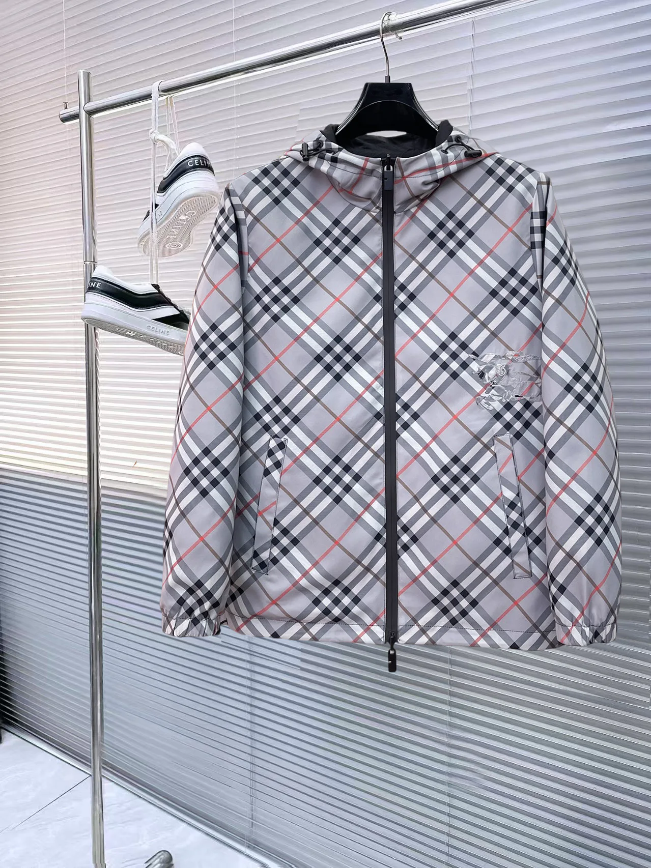 Men's Jackets And Down Jackets BURBERRY 17966725