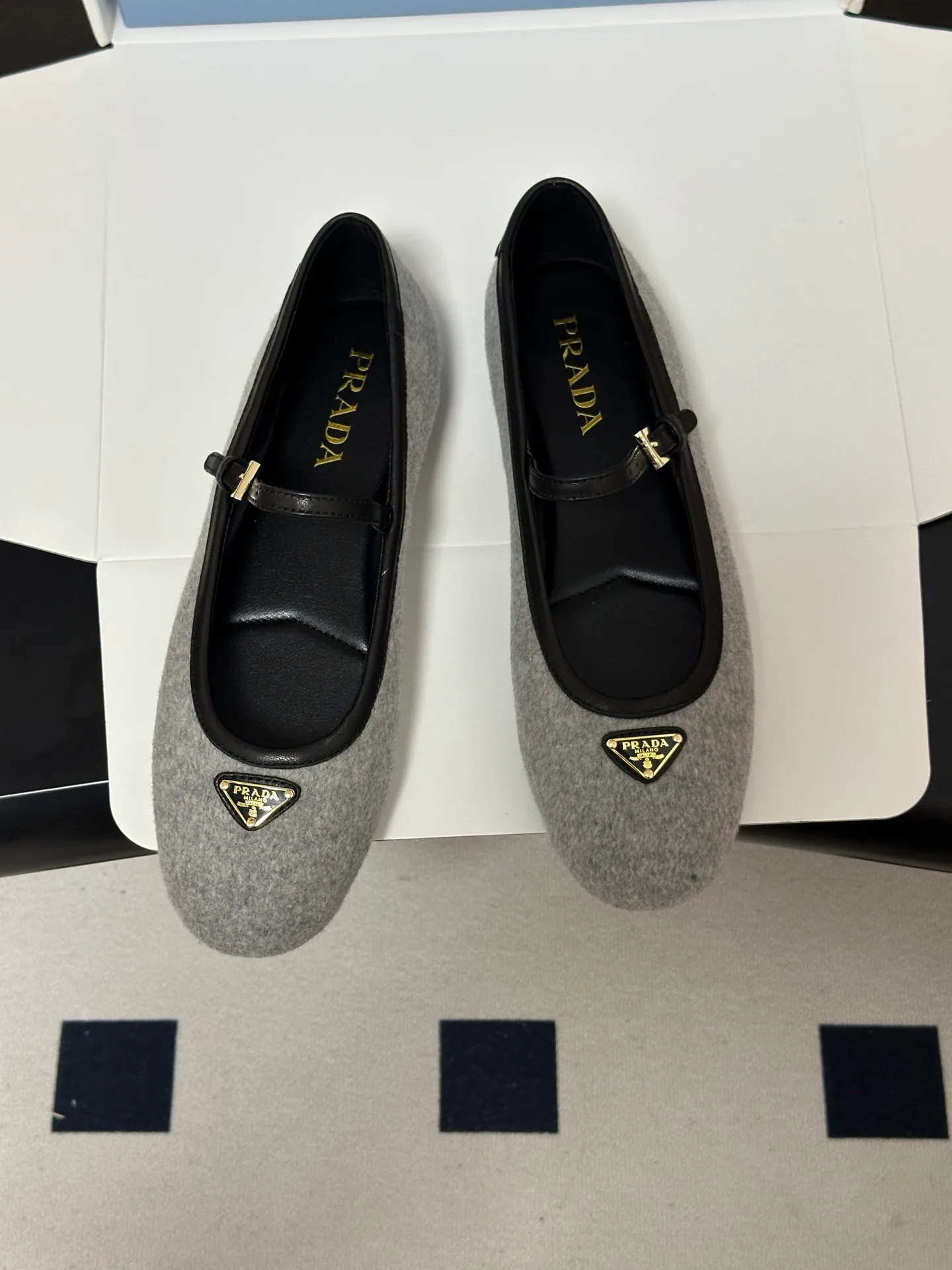 Women's Ballet Flats PRADA 18520372