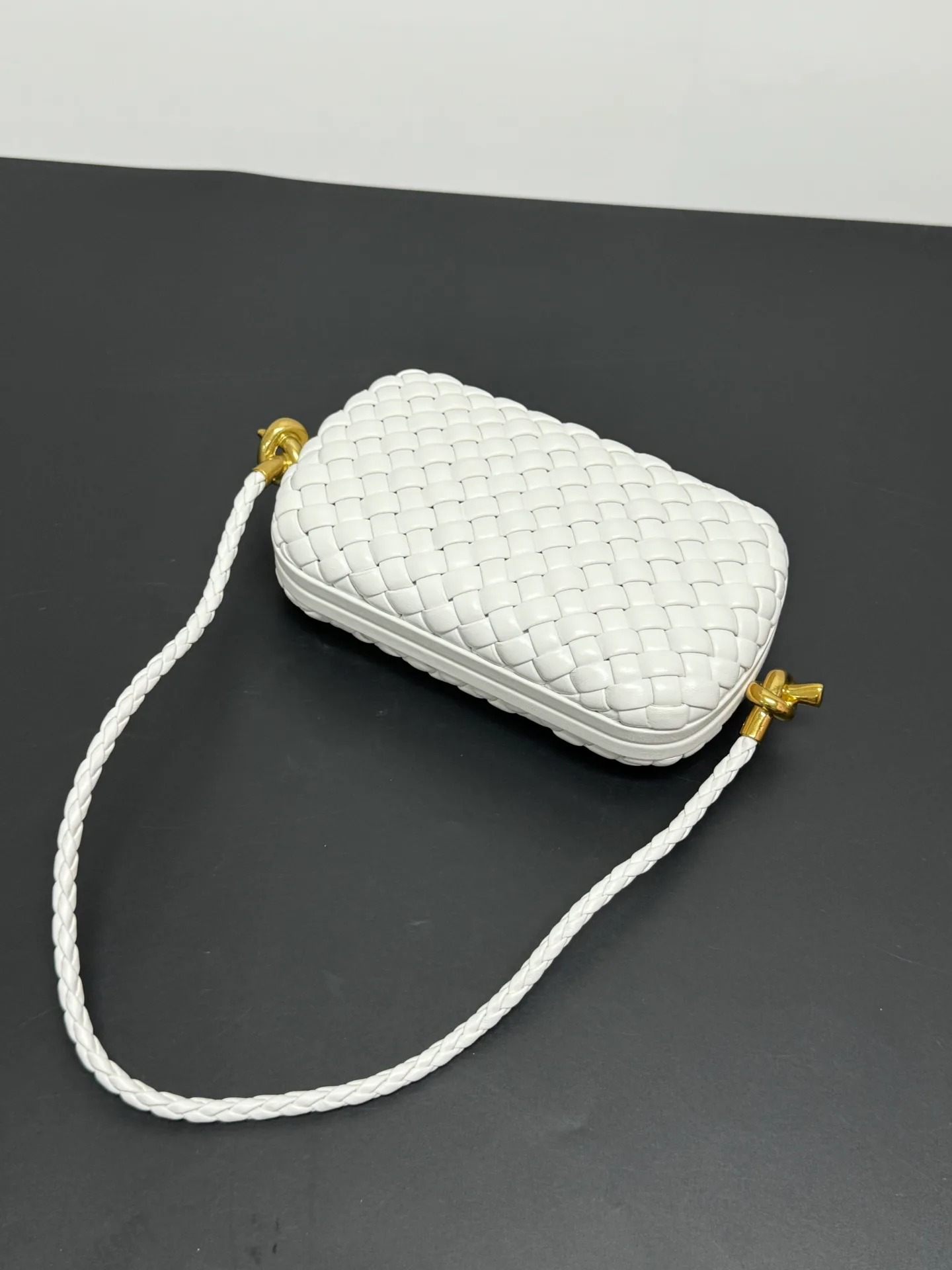 Классические Сумки Женские Bottega Veneta 18626128