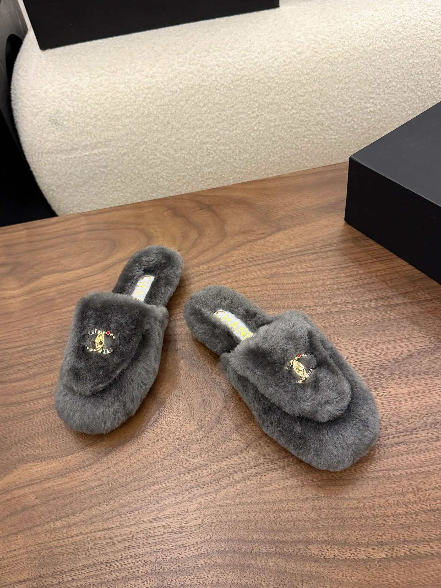 Women's Slippers CHANEL 18223680