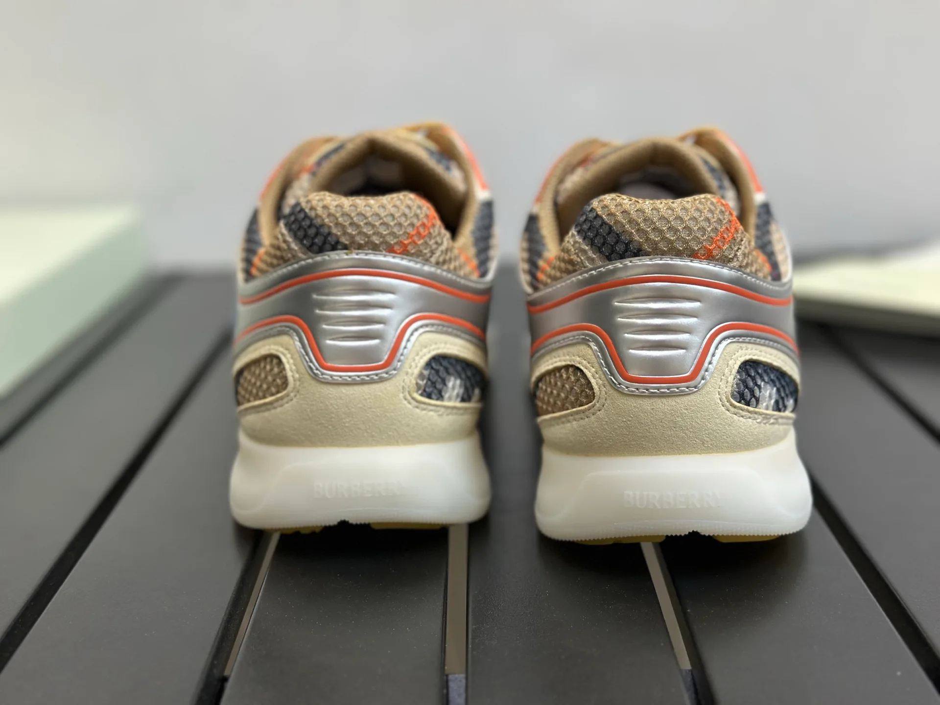 Men's Sneakers BURBERRY 17420351