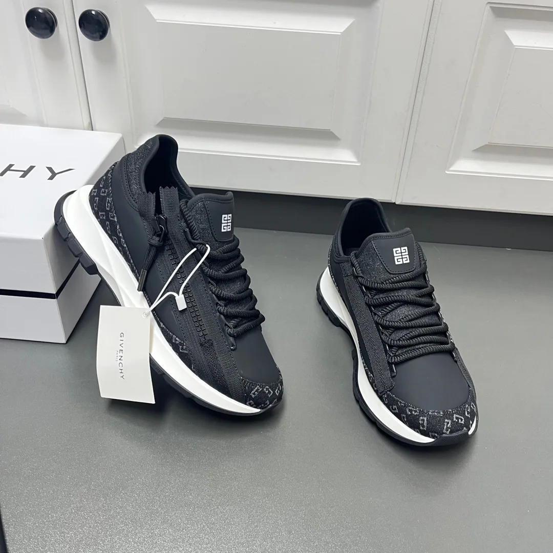 Men's Sneakers GIVENCHY 18500199