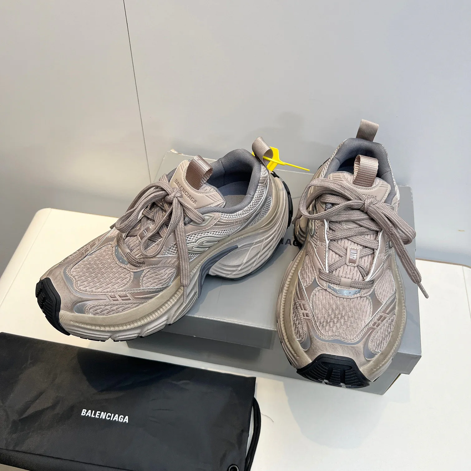 Women's Sneakers BALENCIAGA 17759460
