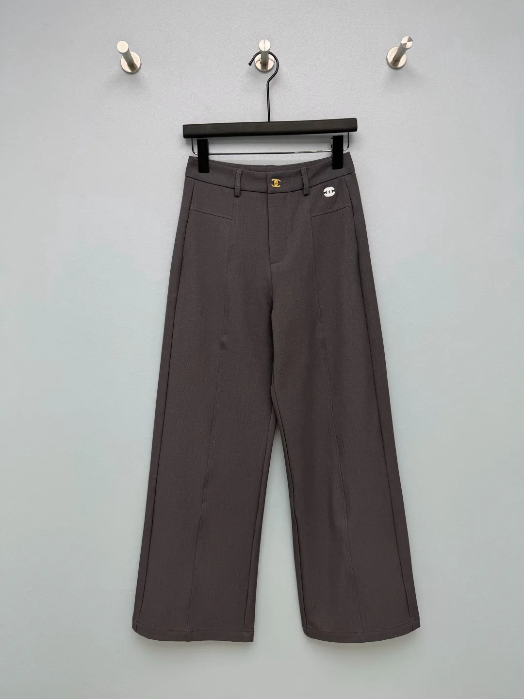 Women's Trousers CHANEL 18401435