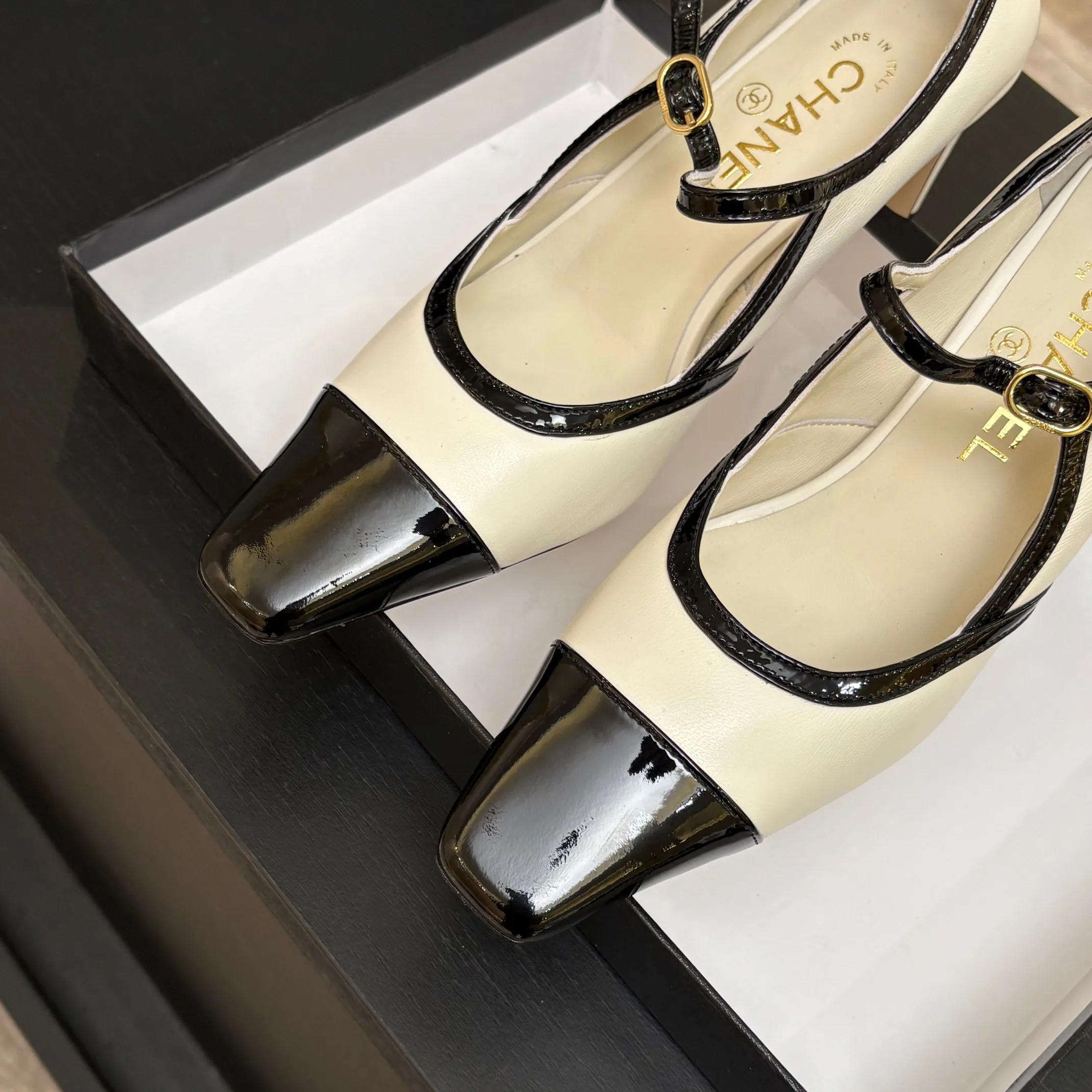 Women's Heels CHANEL 17448368