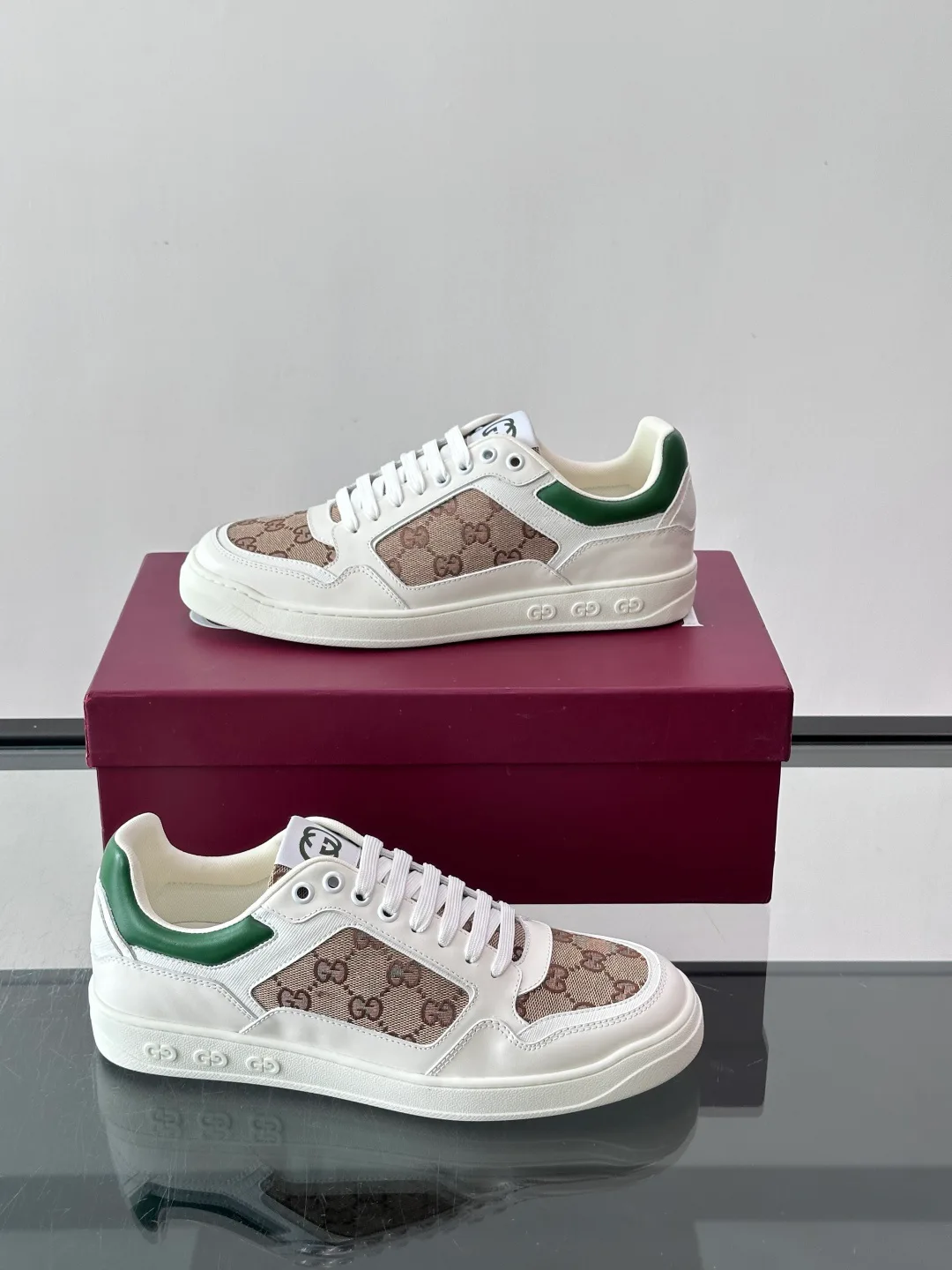 Men's Sneakers GUCCI 18102697