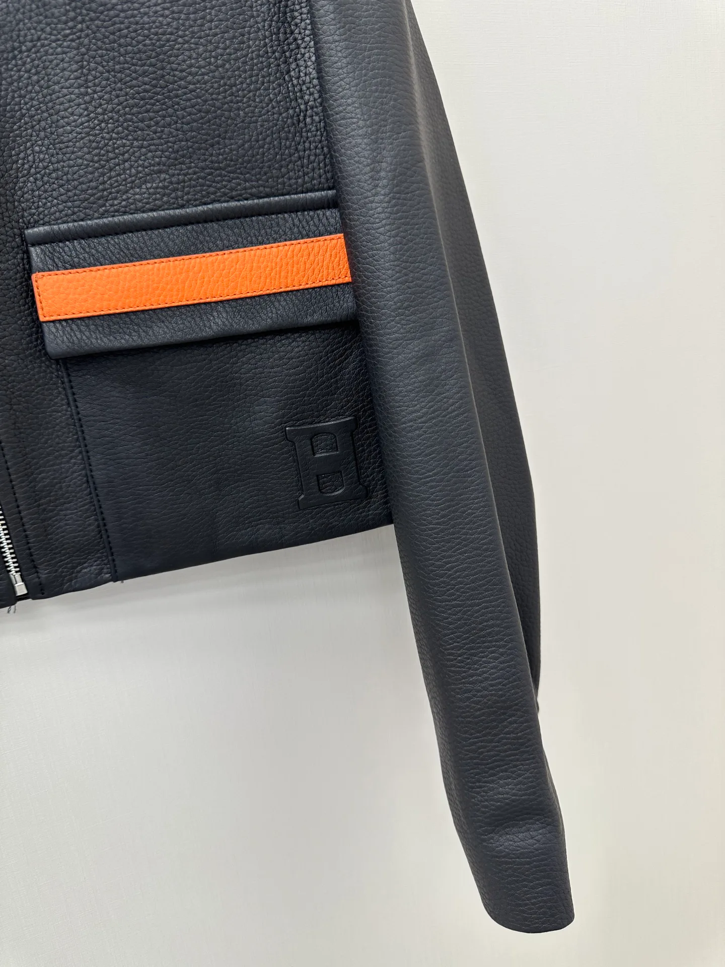 Women's Leather Jackets And Sheepskin Coats HERMES 17500813