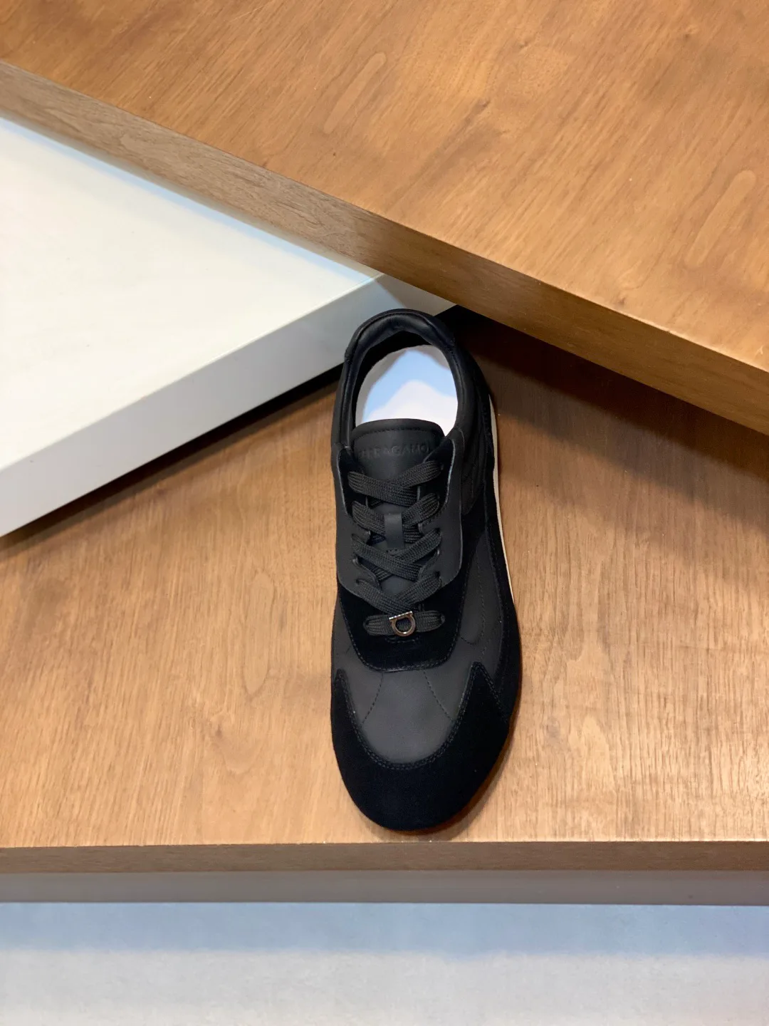 Men's Sneakers SALVATORE FERRAGAMO 18274578
