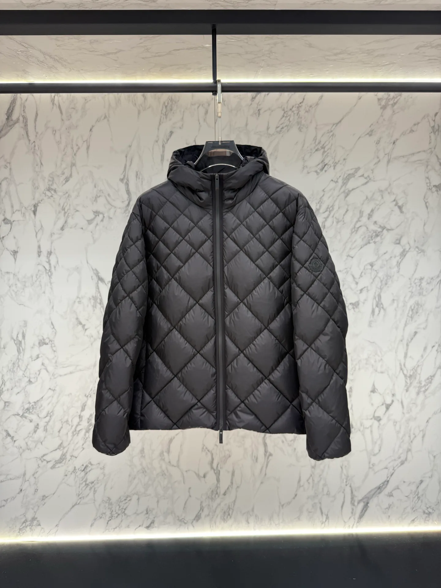 Men's Jackets And Down Jackets MONCLER 18214576