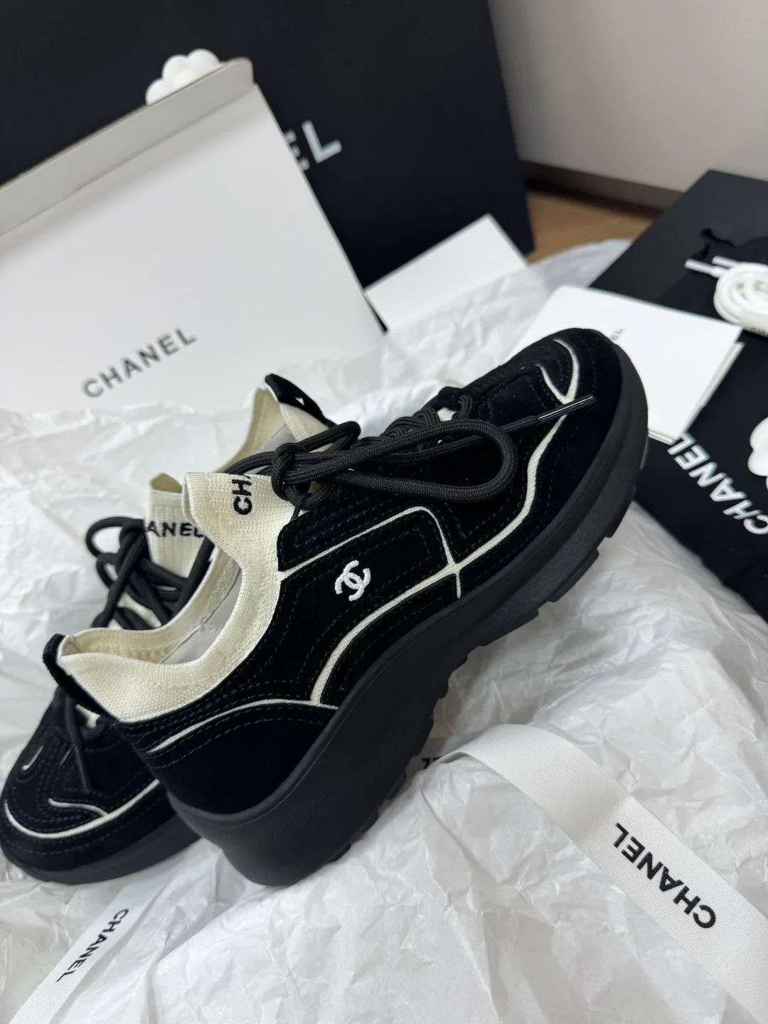 Women's Sneakers CHANEL 17418276