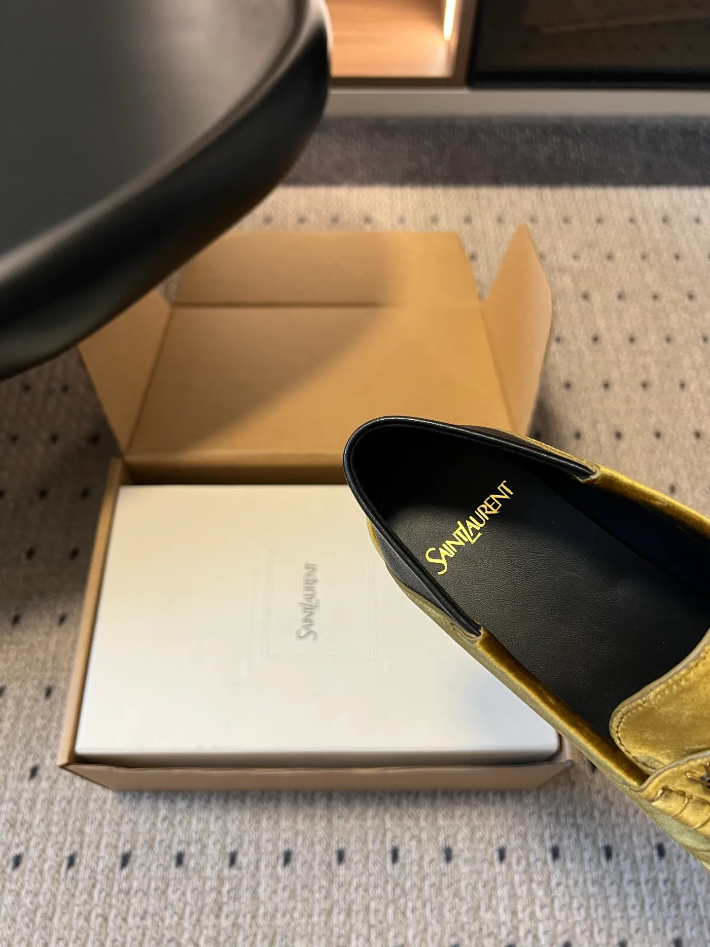 Women's Loafers And Moccasins SAINT LAURENT 17871807