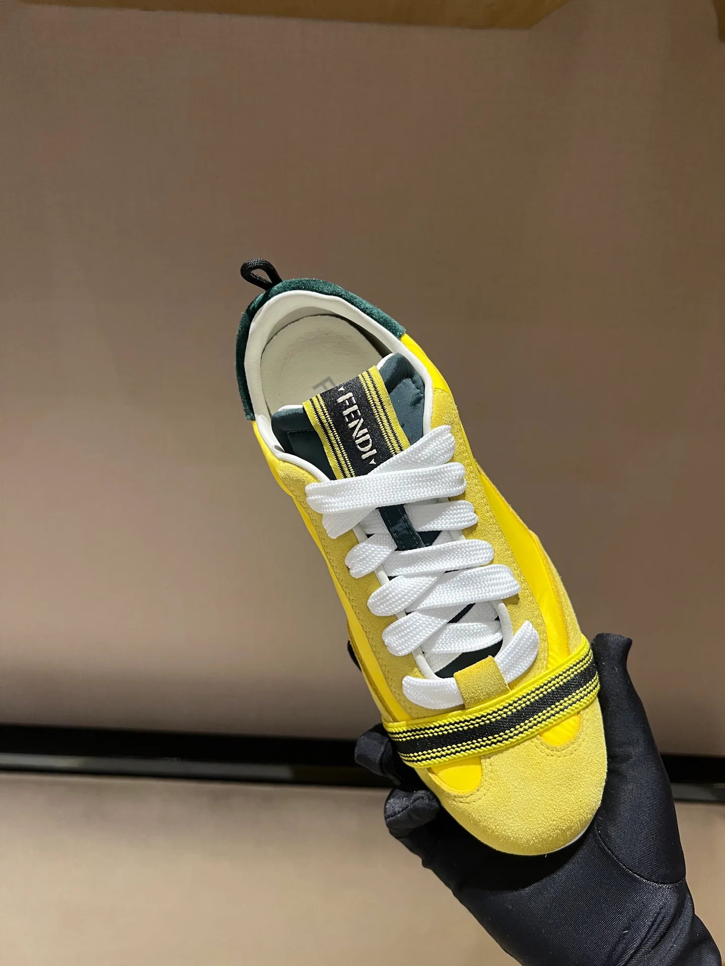Women's Sneakers FENDI 18278640