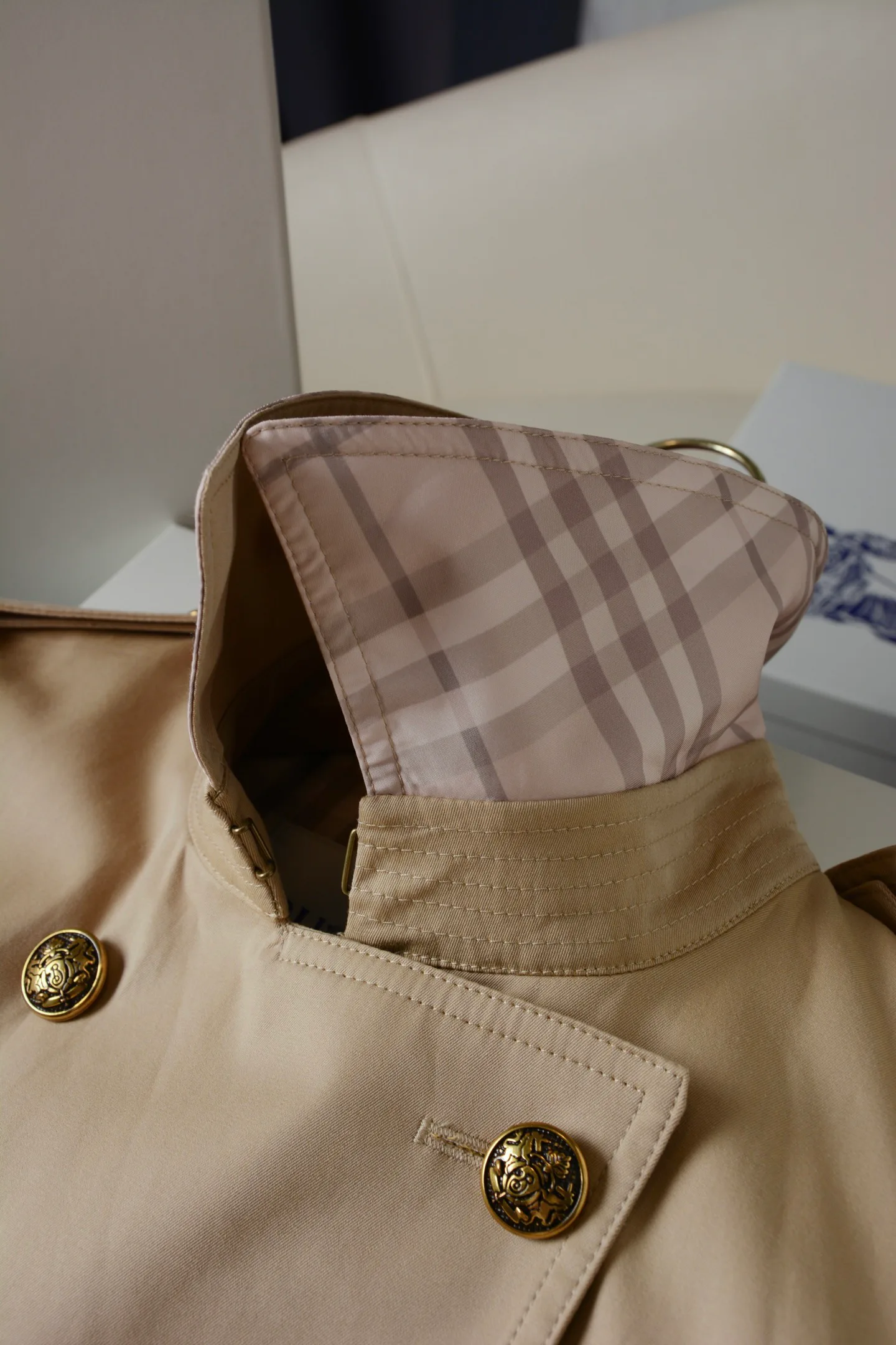 Women's Trench Coats BURBERRY 18458142