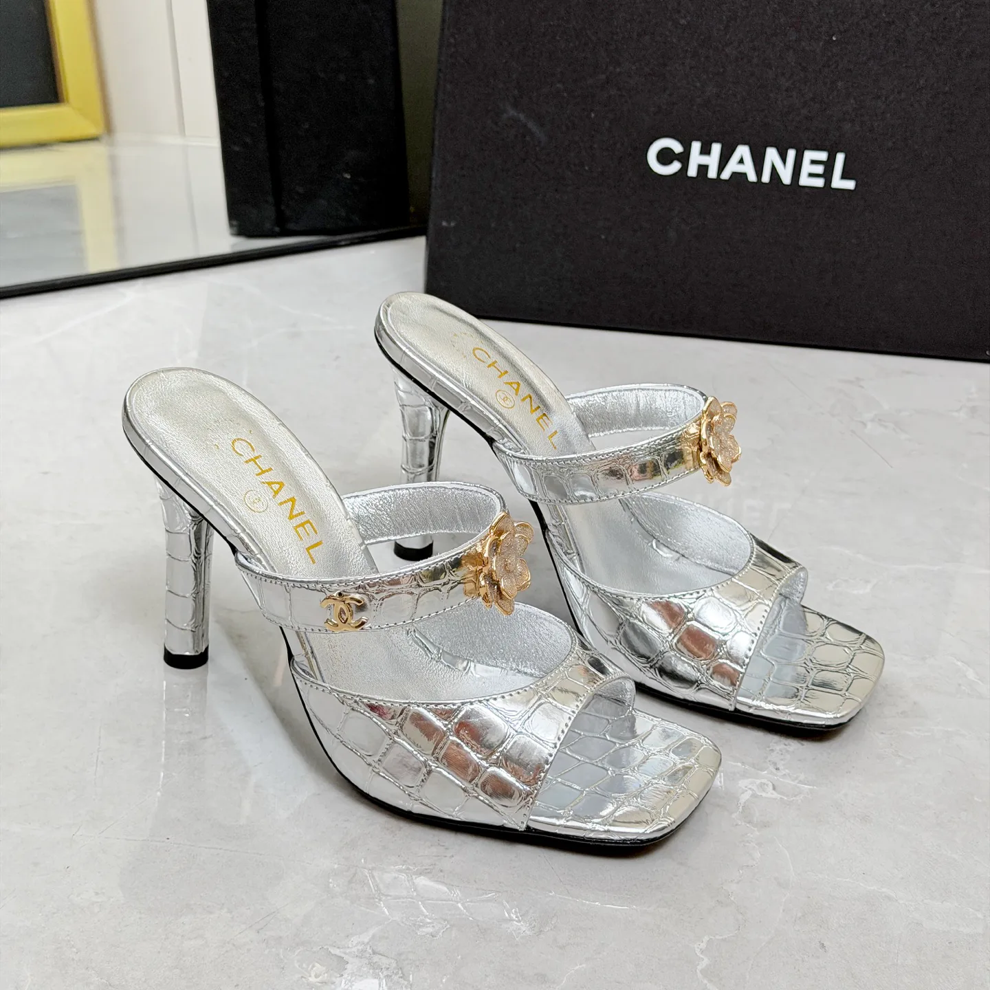 Women's Open-Toe Sandals CHANEL 17335035