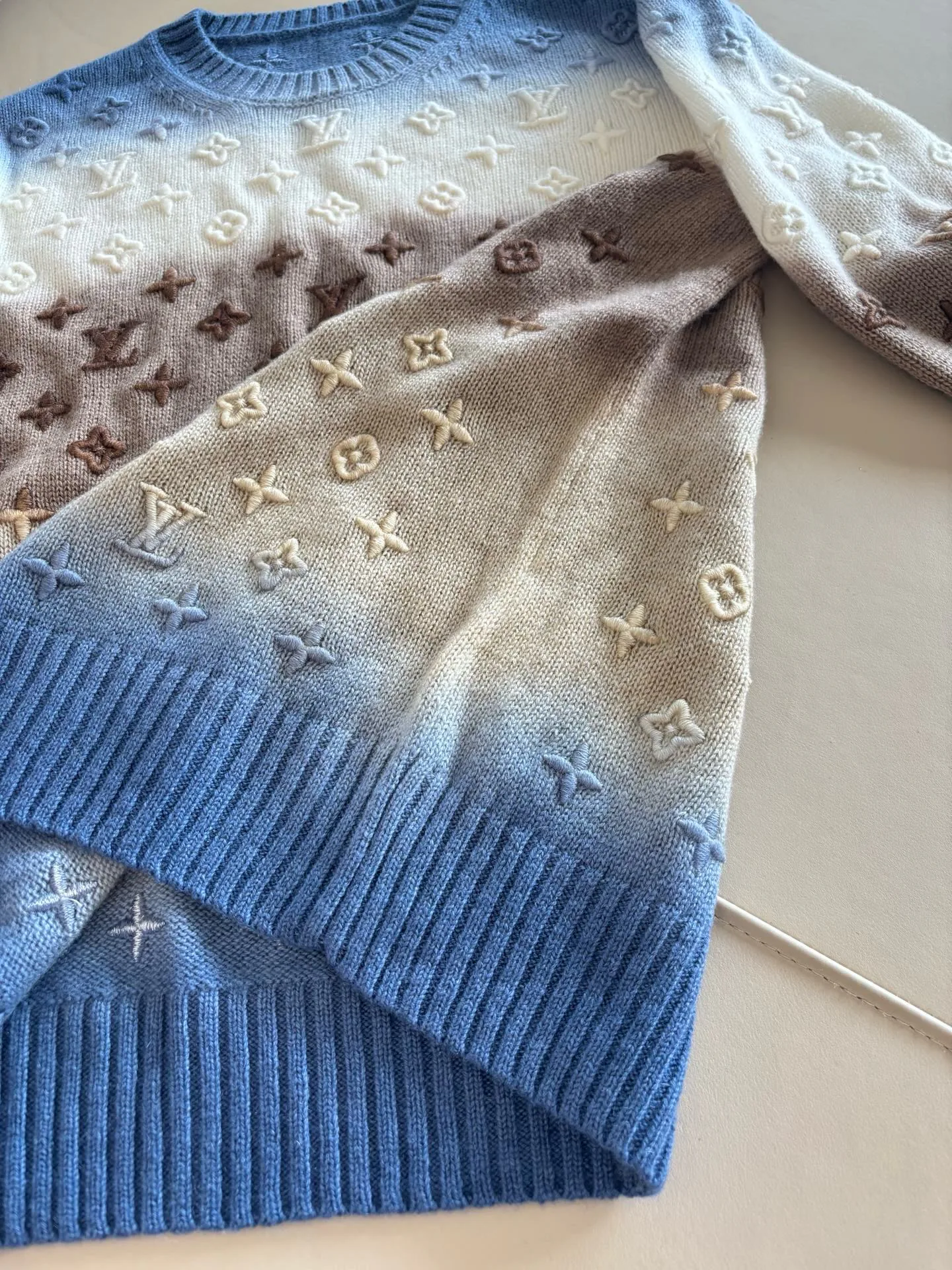Women's Jumpers And Sweaters LOUIS VUITTON 17973375