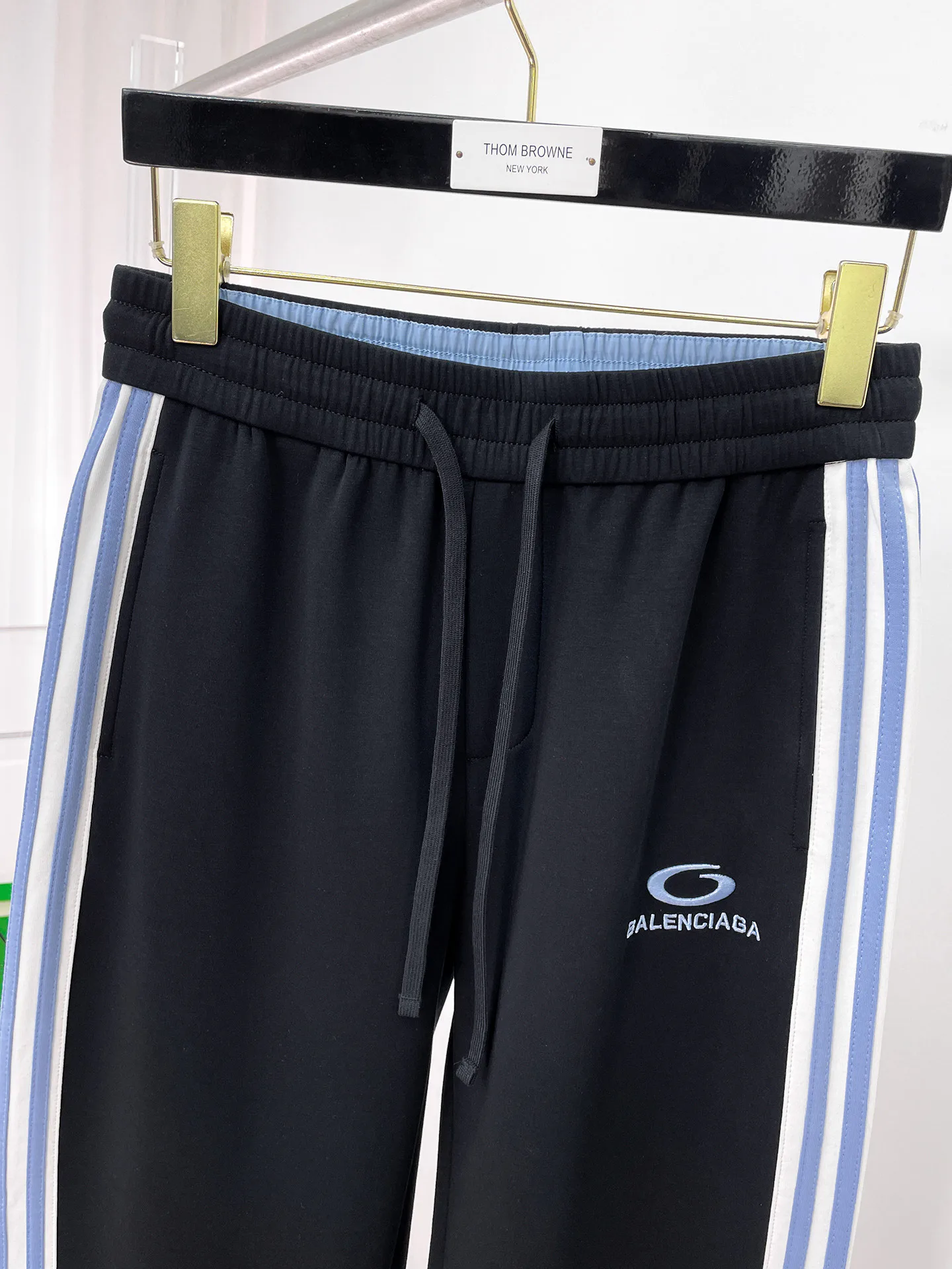 Men's Trousers BALENCIAGA 18197363
