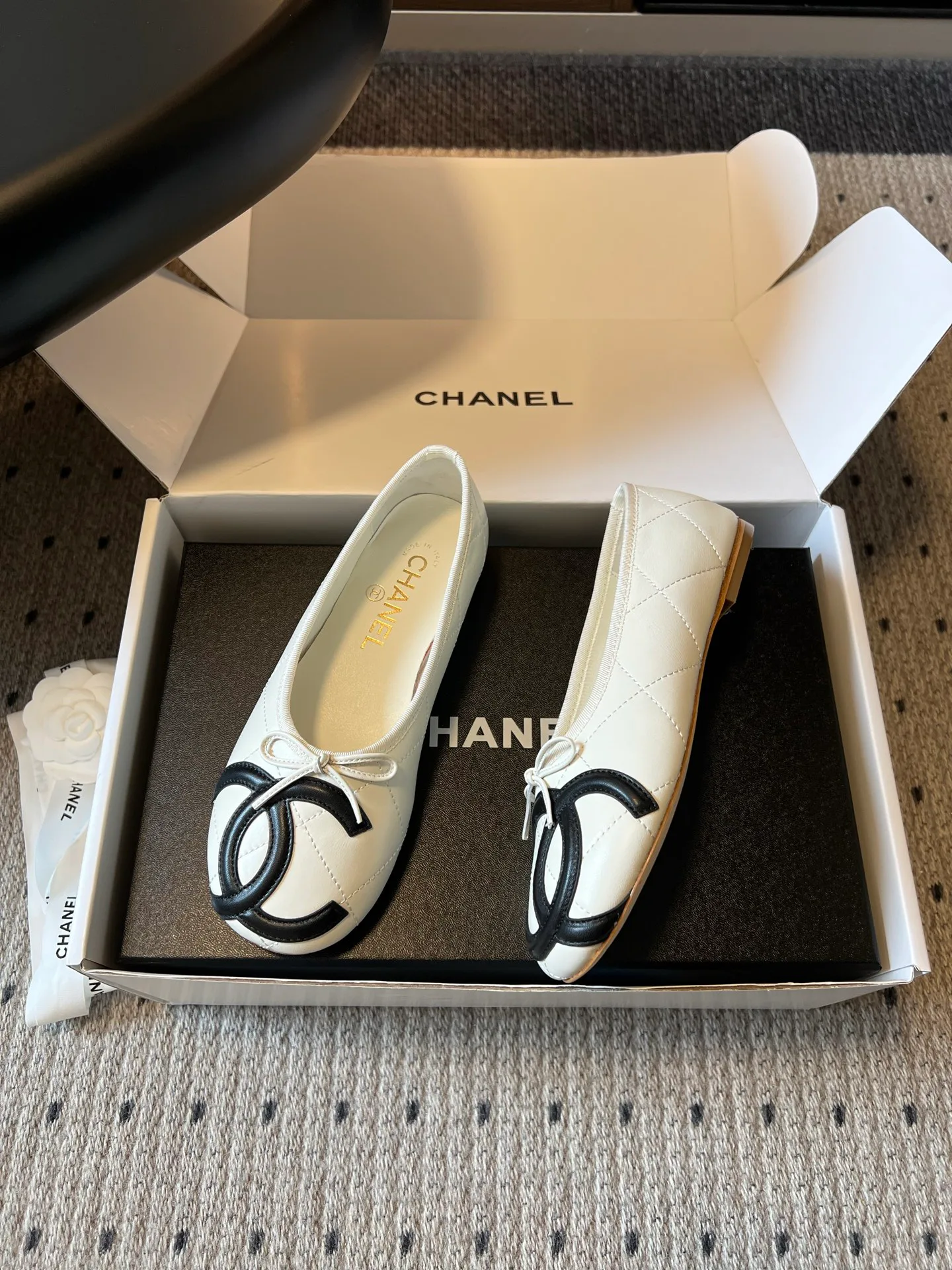 Women's Ballet Flats CHANEL 17464162