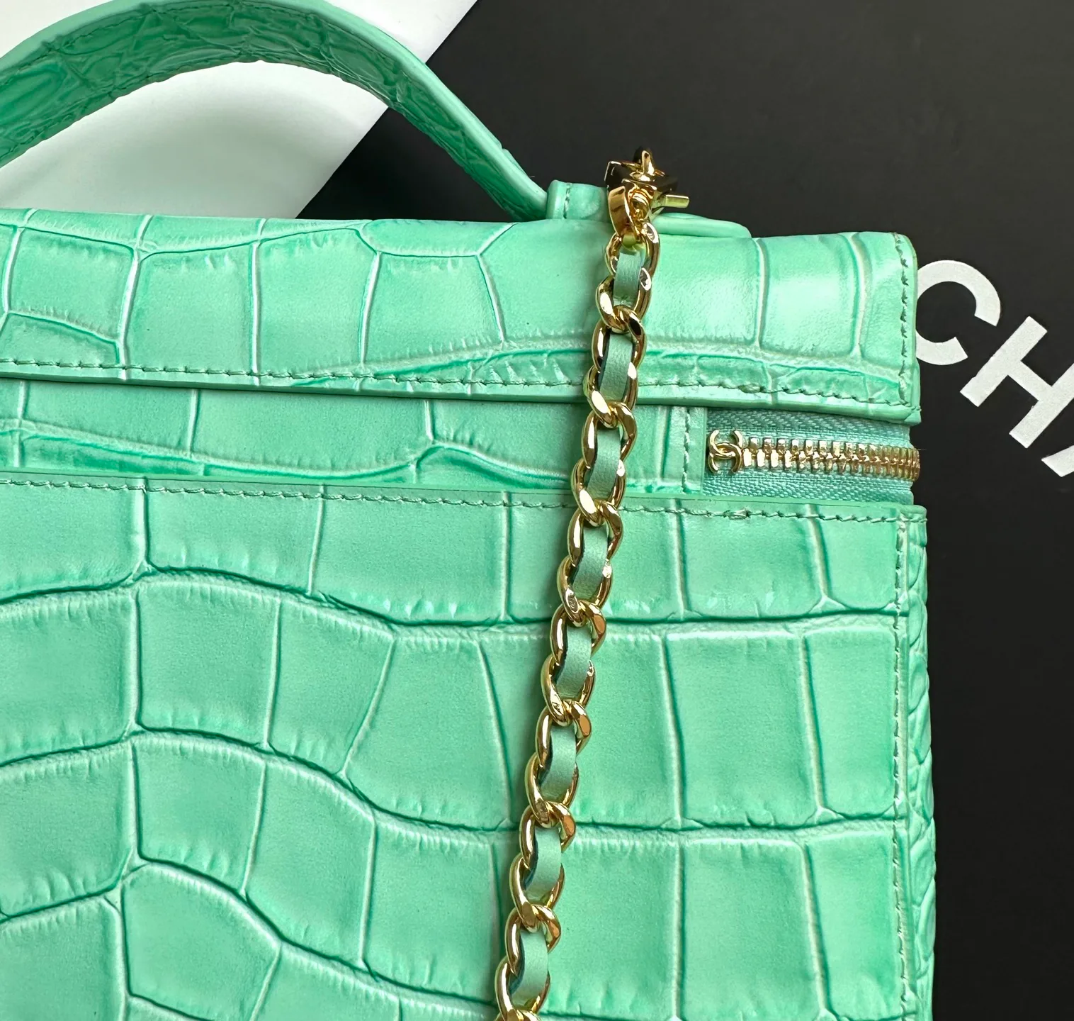 Классические Сумки Женские Chanel 18588839